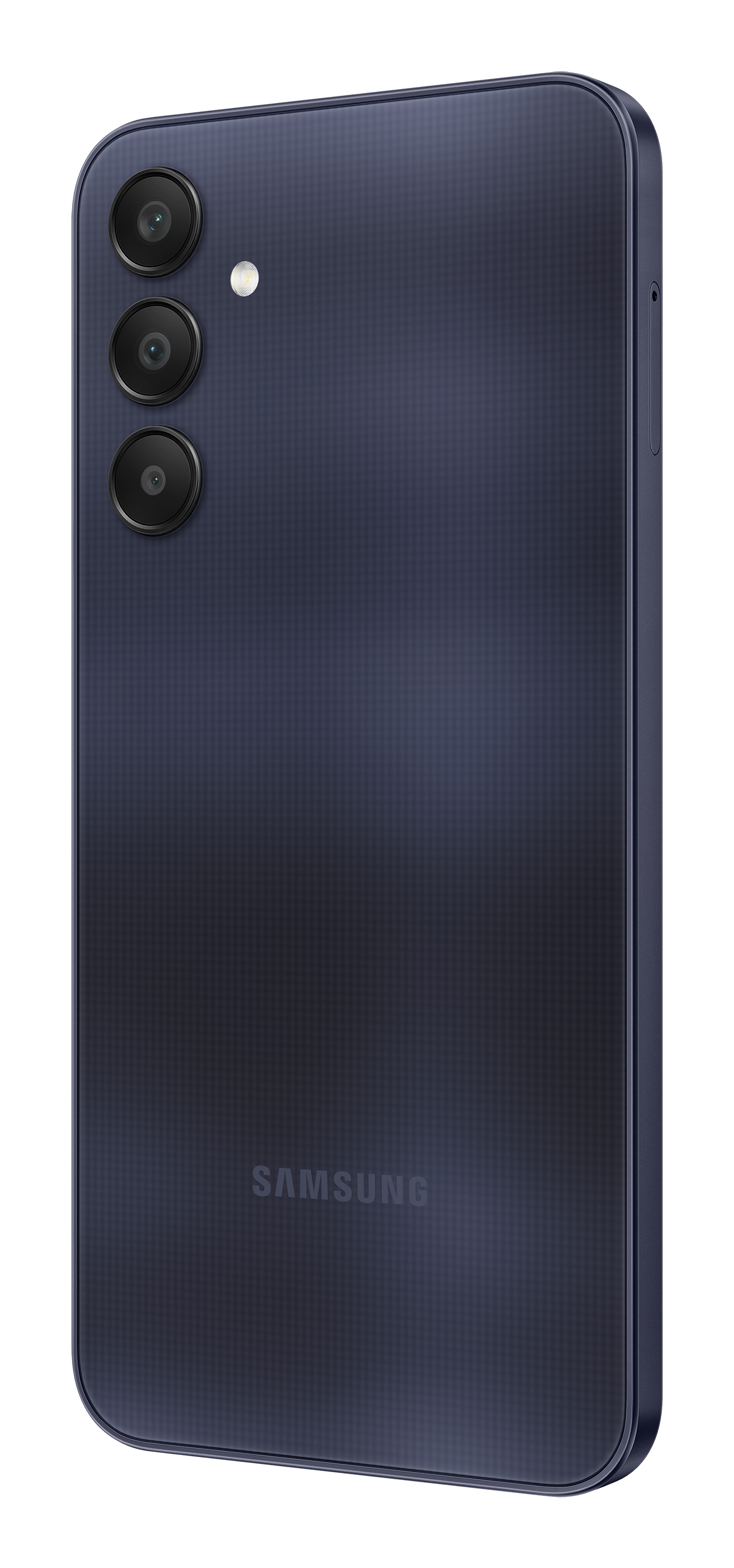 Lacivert akıllı telefon, üçlü kamera, Samsung logosu.