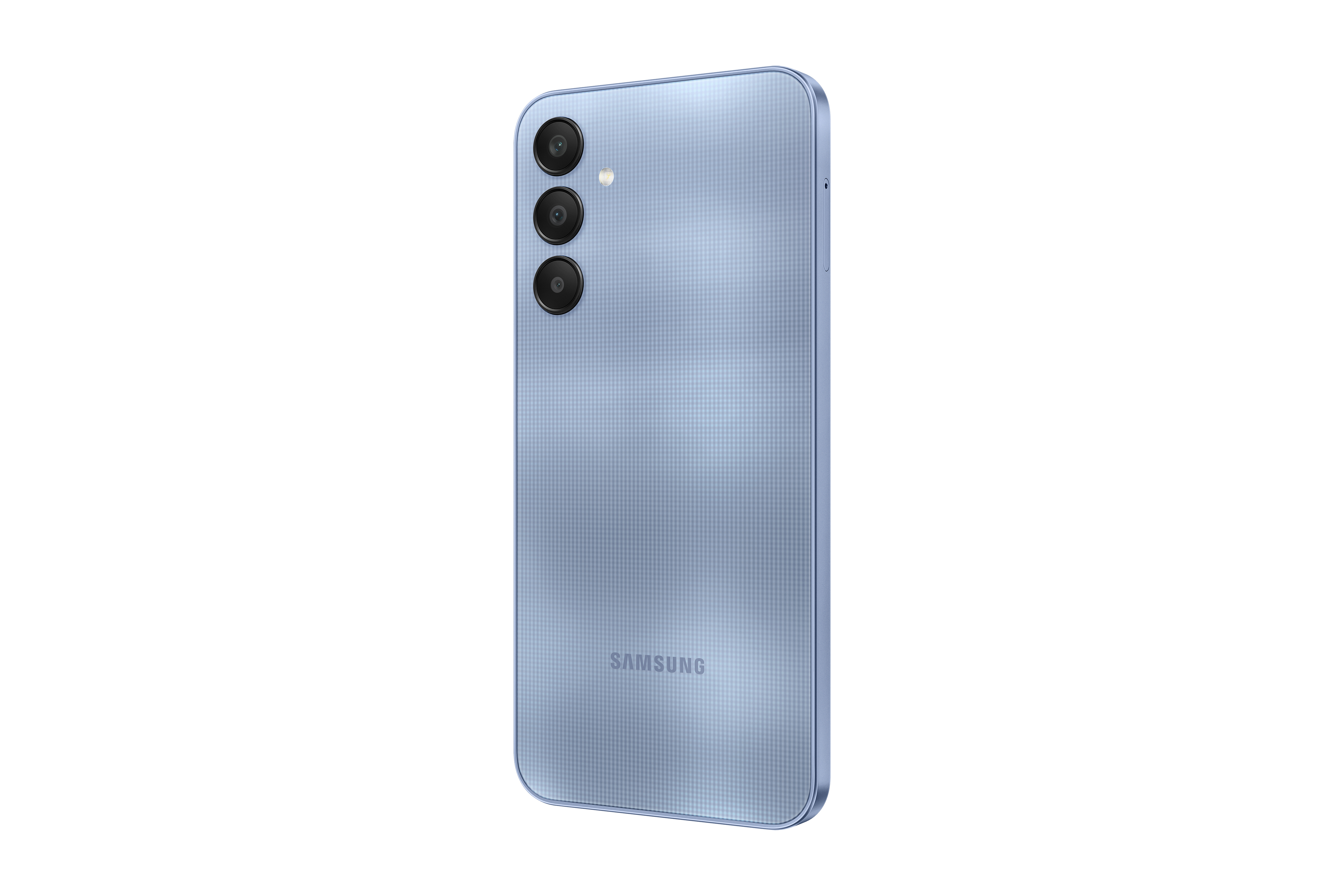 Açık mavi bir Samsung telefonun arkası, kamera kurulumunu gösteriyor, beyaz bir arka plan üzerinde.