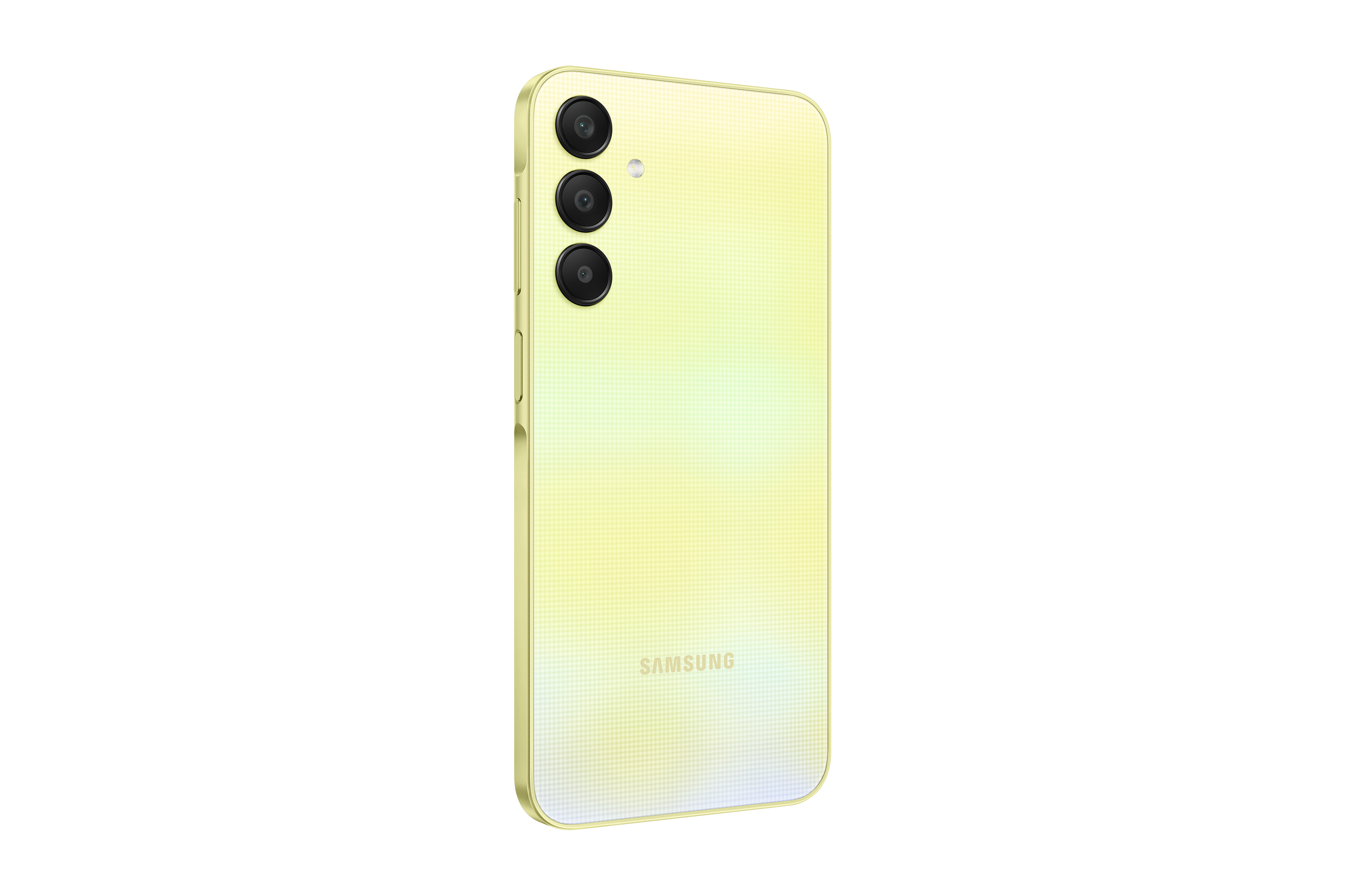Beyaz zemin üzerinde açık sarı bir Samsung telefon, arkası, üç kamera merceği.