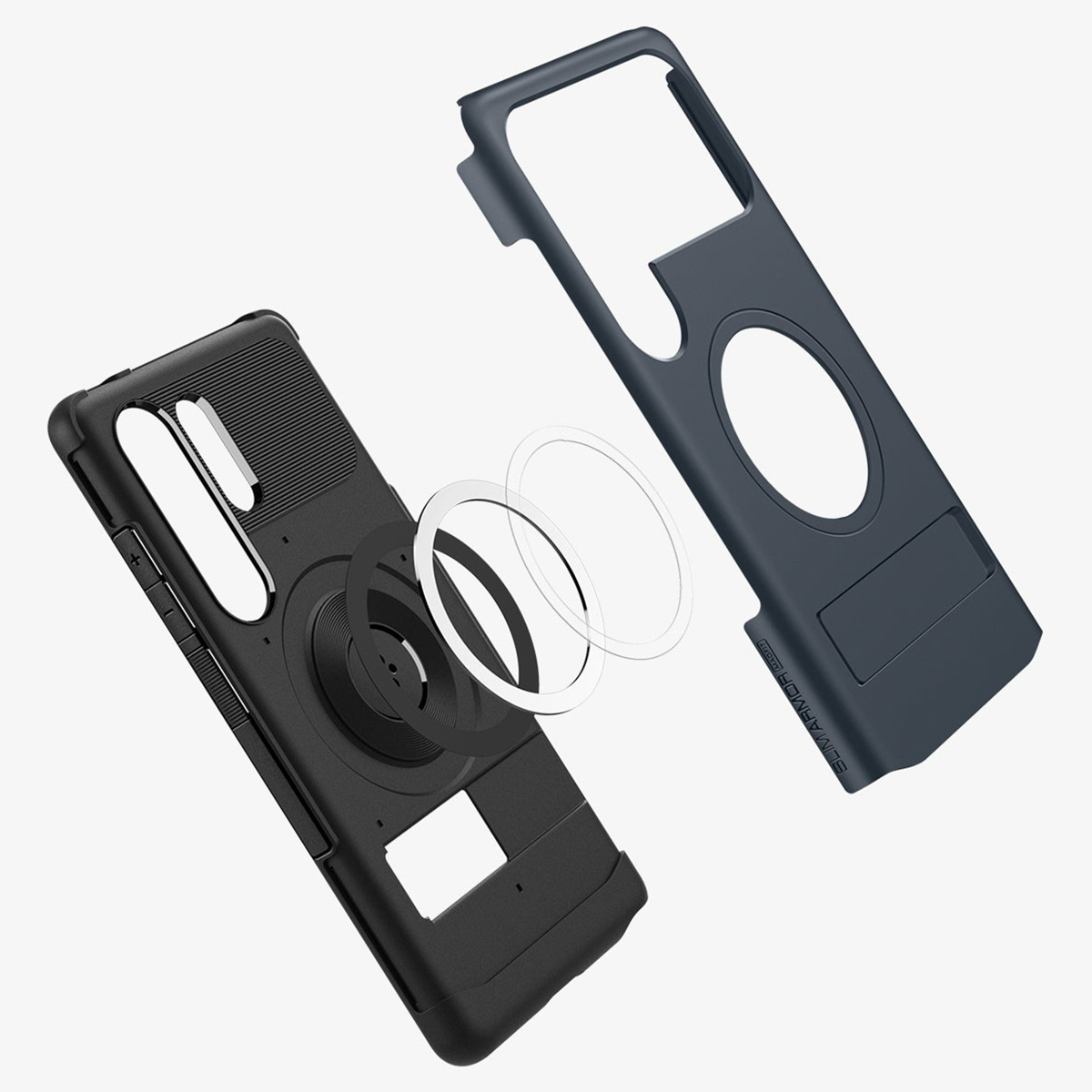 Een zwarte telefoonhoes en een blauwe telefoonhoes met doorzichtige ringen.