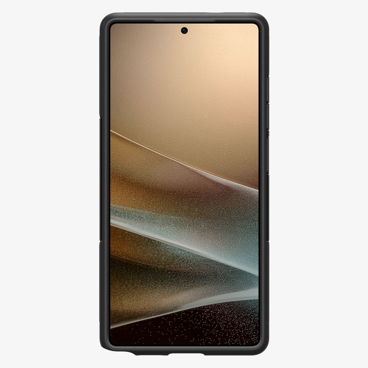 Een zwarte smartphone in een hoesje. Het scherm toont een wazige afbeelding. Witte achtergrond.