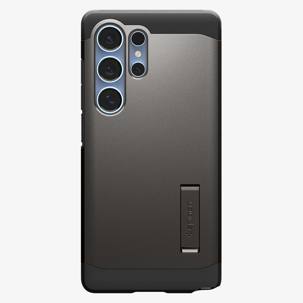 Een telefoonhoesje op een witte achtergrond. De hoes is donkergrijs en zwart met drie camera's op de achterkant.