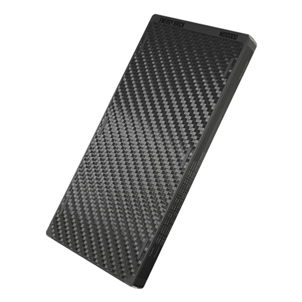 Een zwarte rechthoekige powerbank met een oppervlak met koolstofvezeltextuur.