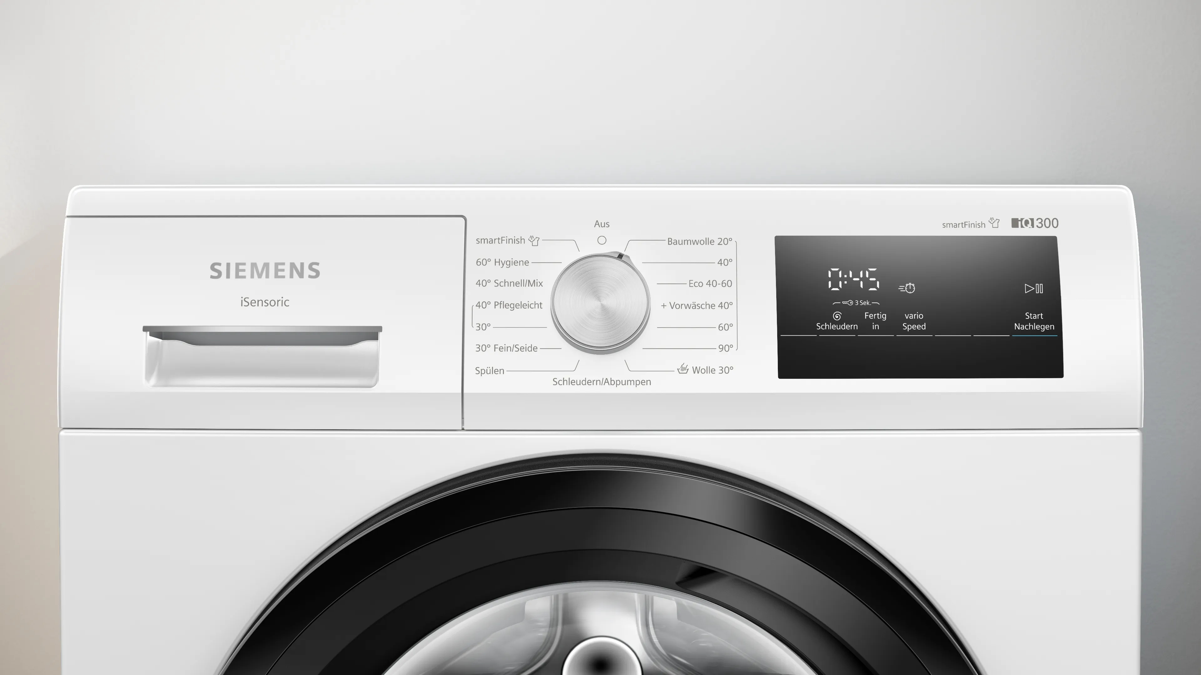 Nahaufnahme des Bedienfelds einer Siemens-Waschmaschine. Zeigt Einstellungen und Markenlogo.