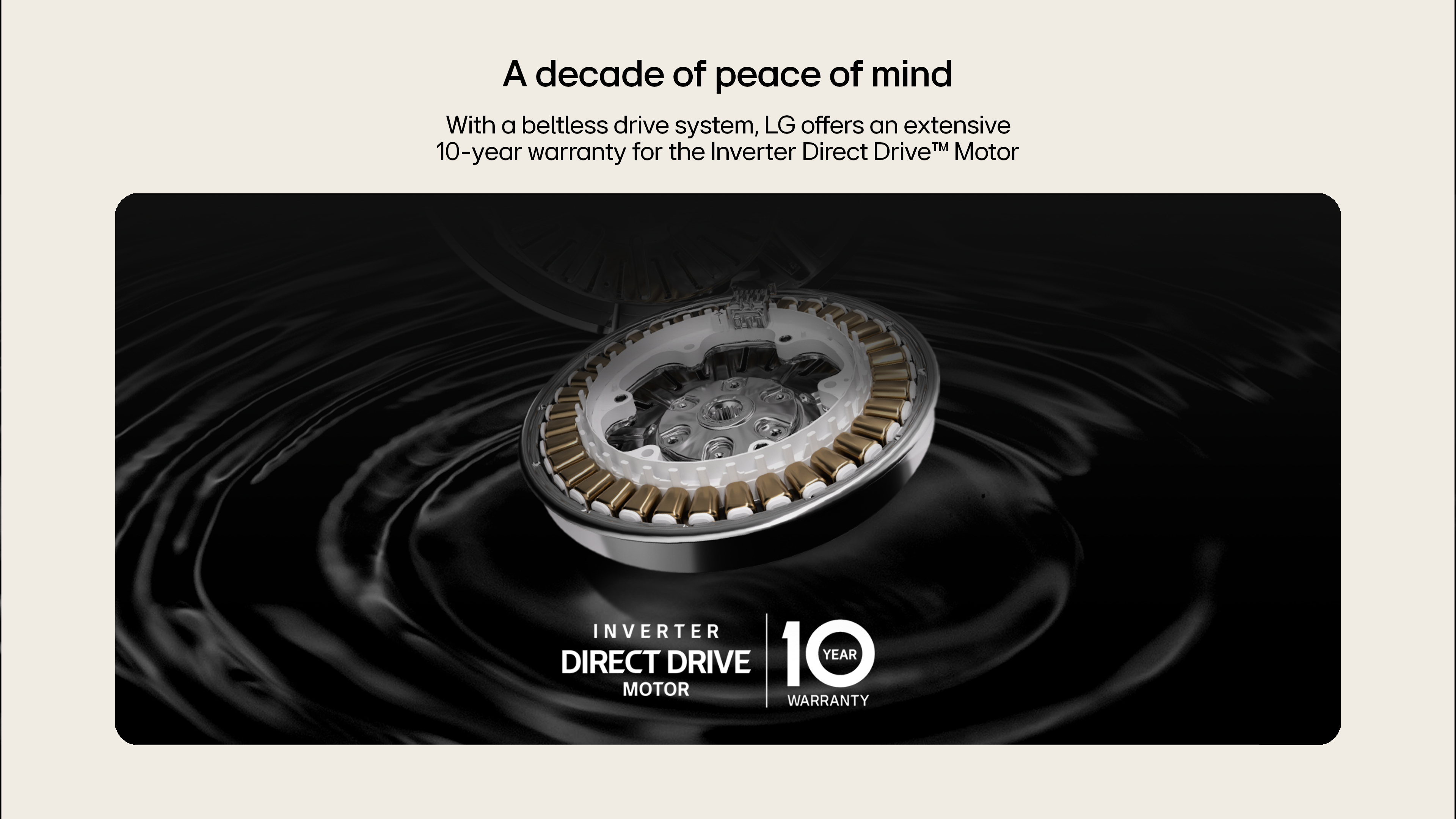 Reklama silnika LG Direct Drive. Tekst nad ciemną wodą z odbiciami. 10 lat gwarancji.