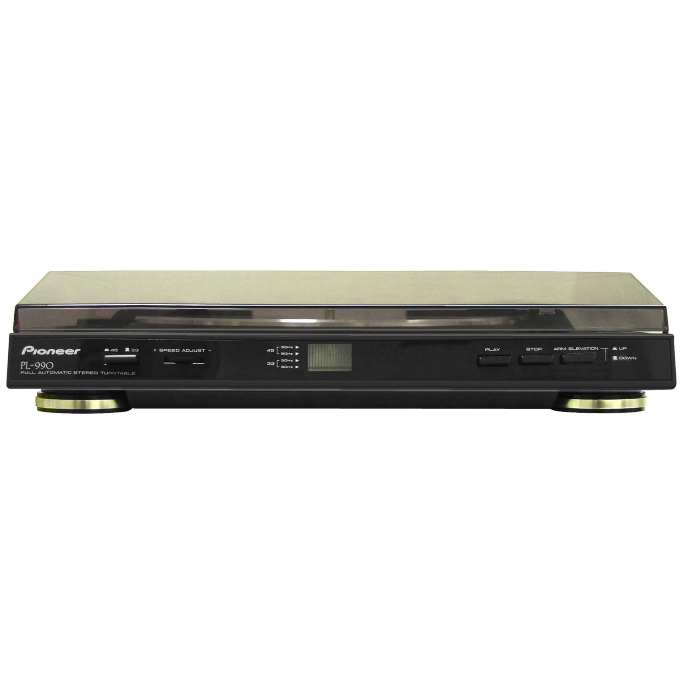 Siyah bir Pioneer PL-990 pikap. Şeffaf bir kapağı var. Gümüş bir tabana ve siyah bir panele sahip.