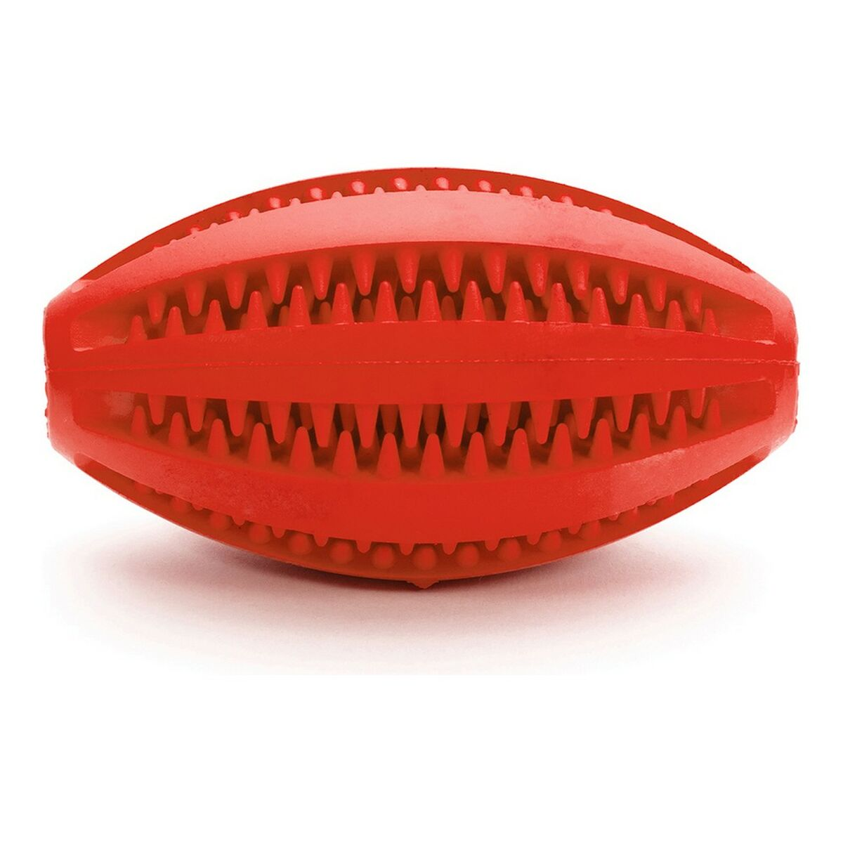 Giocattolo rosso per cani. Forma ovale, superficie scanalata, adatta alla masticazione.
