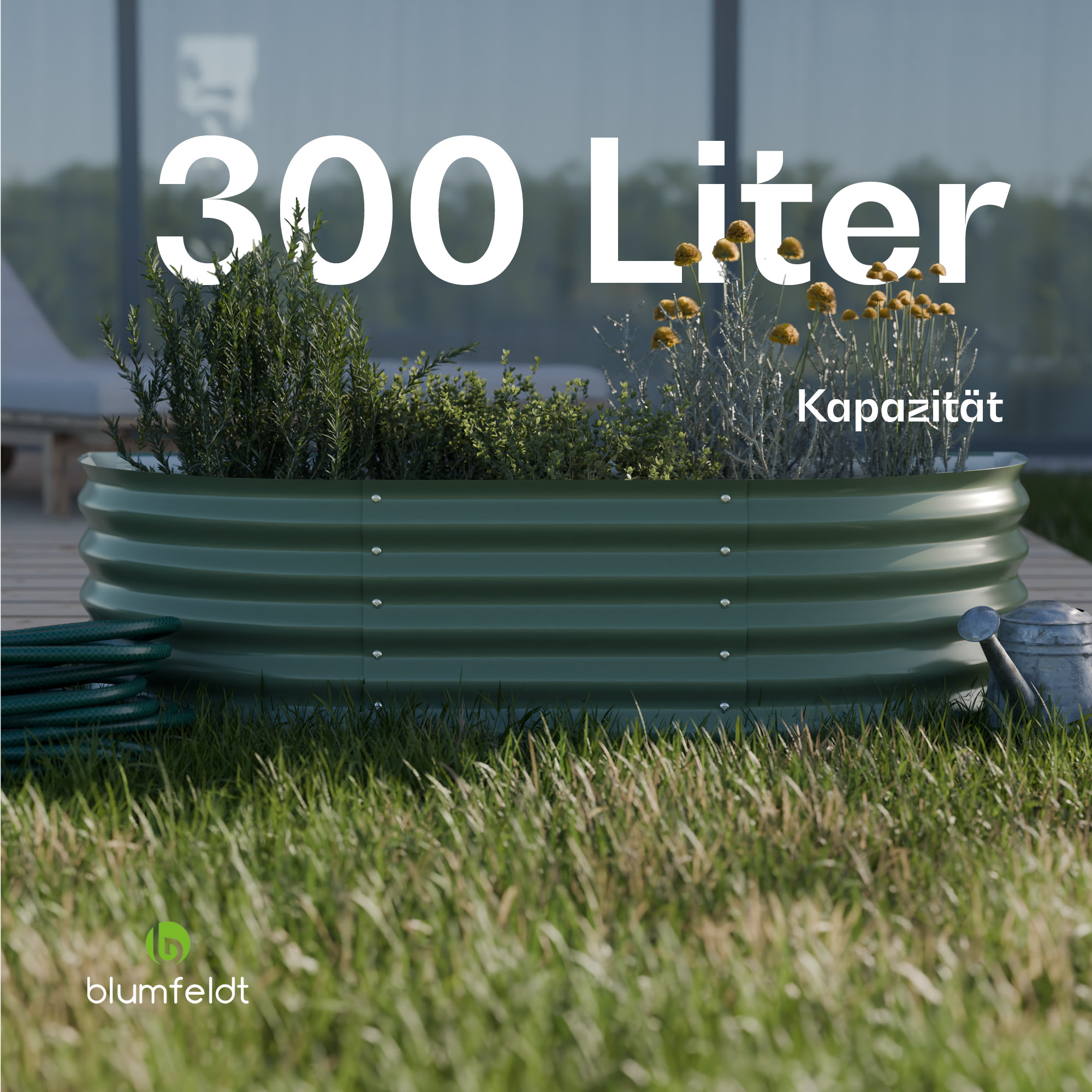 Ein grünes Hochbeet mit Pflanzen und dem Text '300 Liter'.