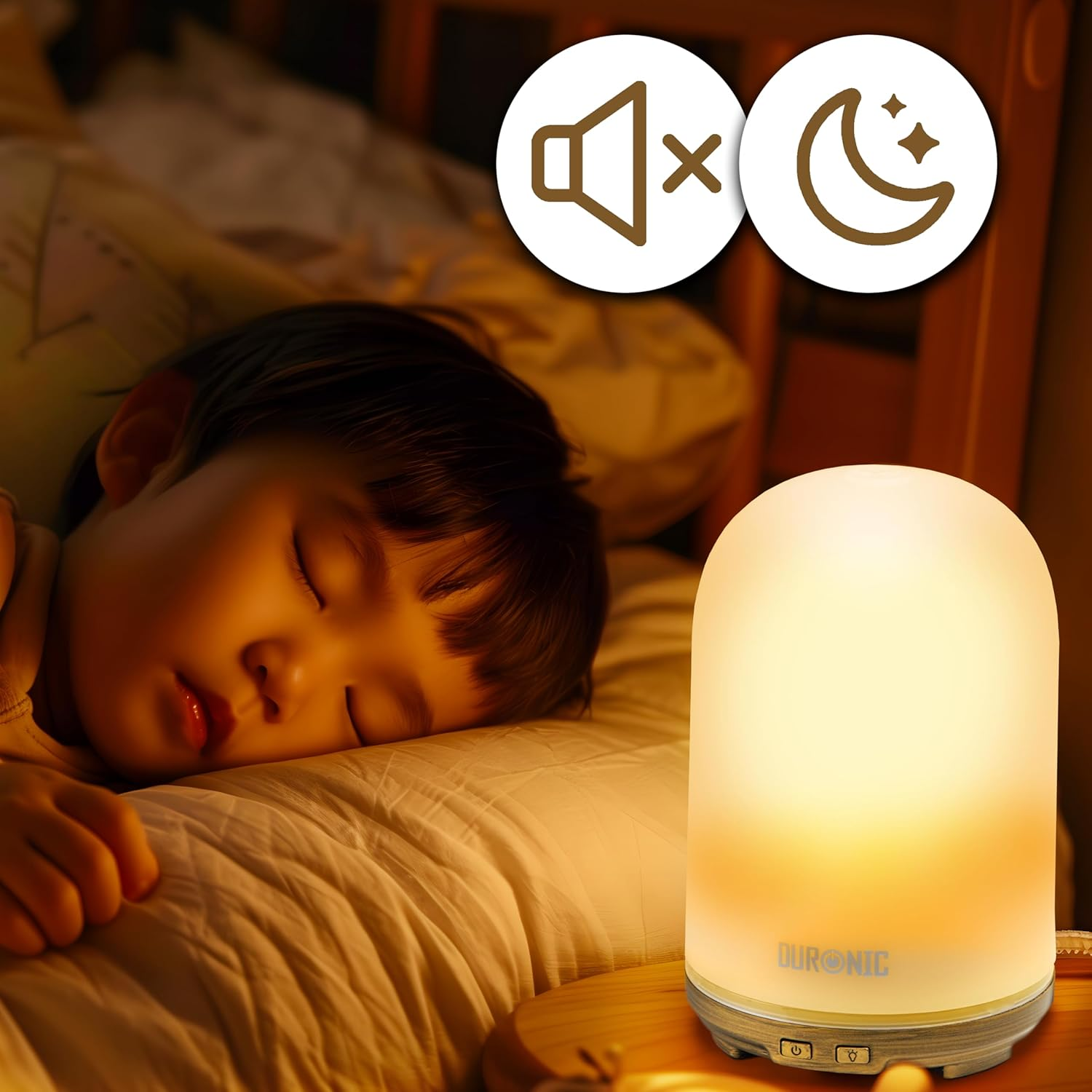 Ein Kind schläft in der Nähe eines Nachtlichts, mit Ton- und Nachtmodus-Symbolen.