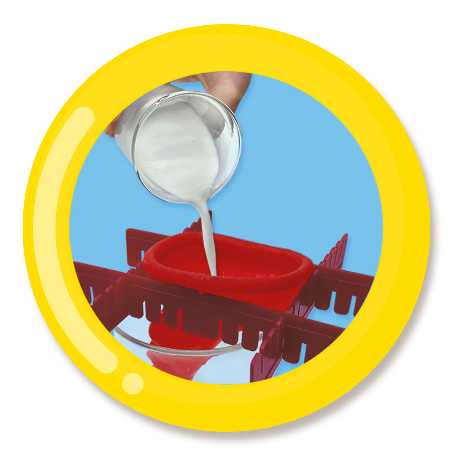 Biała ciecz wlewana ze szklanki do czerwonego lejka na niebieskim tle.