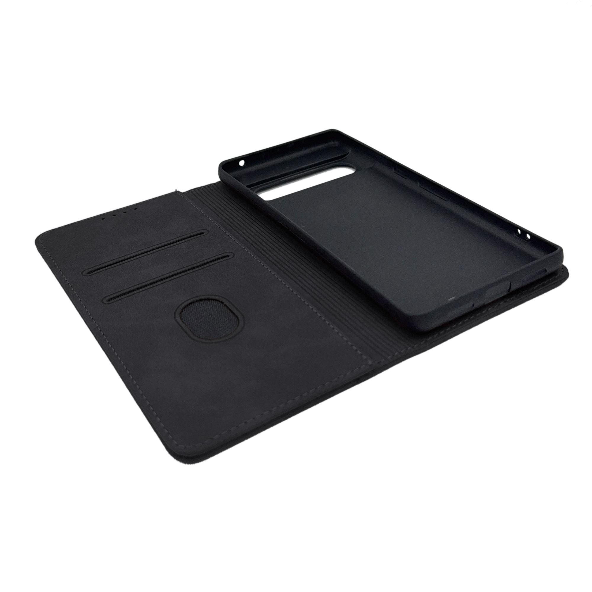 Geöffnete schwarze Leder-Handyhülle mit einem schwarzen Telefonhalter im Inneren.