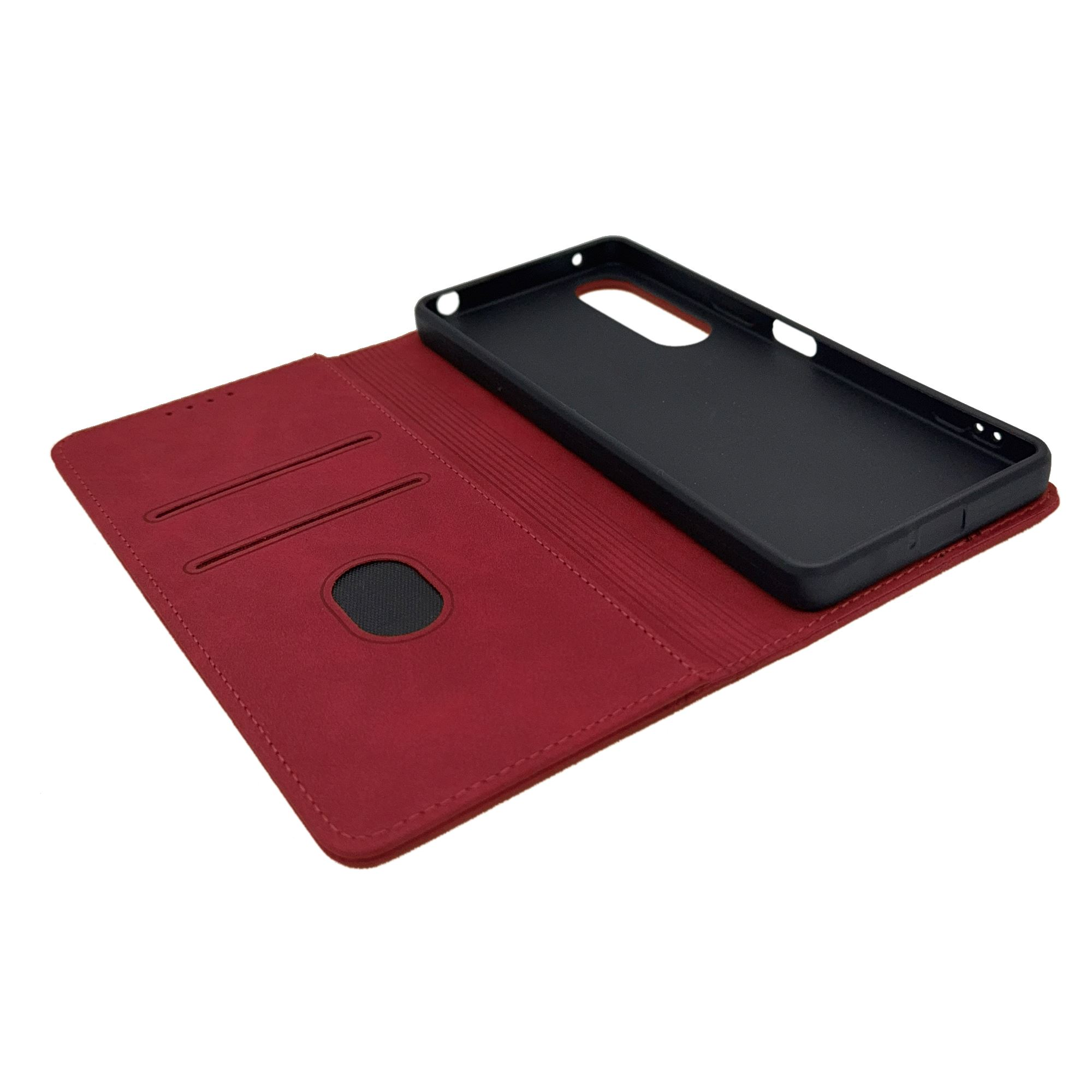 Geöffnete rote Leder-Handyhülle mit schwarzem Telefonhalter.