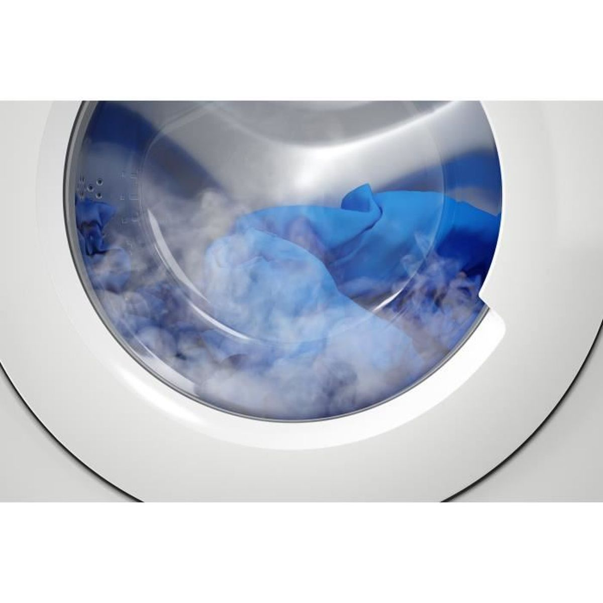 Waschmaschine mit Kleidung im Inneren, Dampf sichtbar. Weißer Hintergrund.