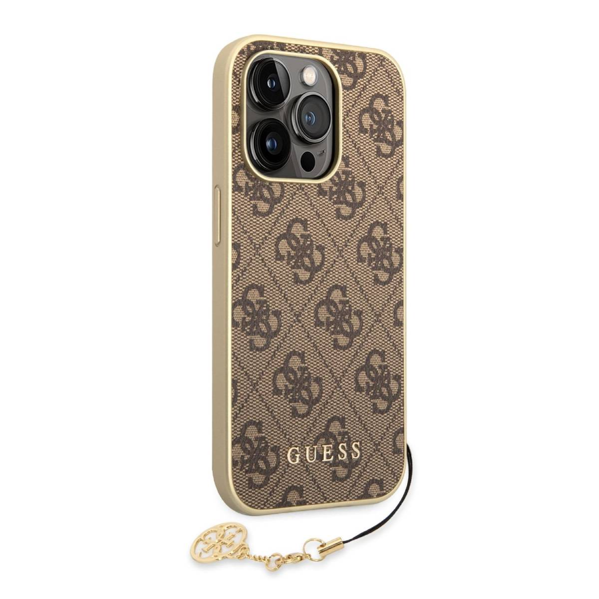 Goldenes Handycase mit braunem Muster, Guess-Logo und Anhänger.