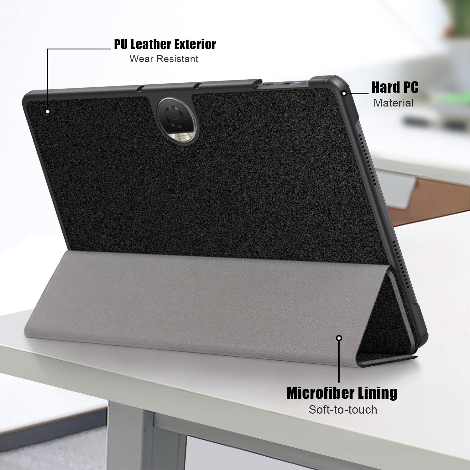 Una funda negra para tableta con un soporte gris. Tiene un exterior de cuero PU.
