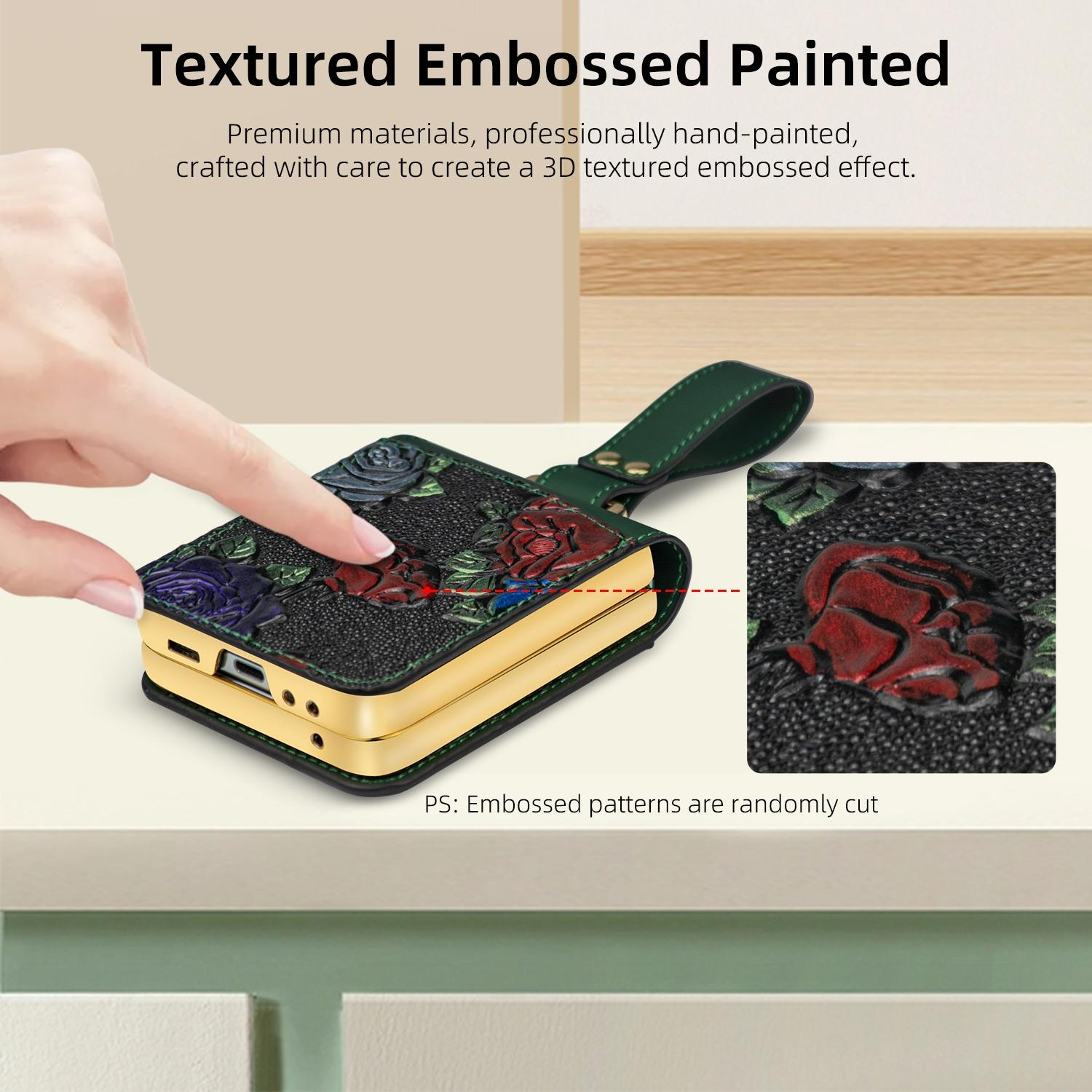 Hand berührt Handy-Case mit geprägtem Blumendesign. Text: Textured Embossed Painted.