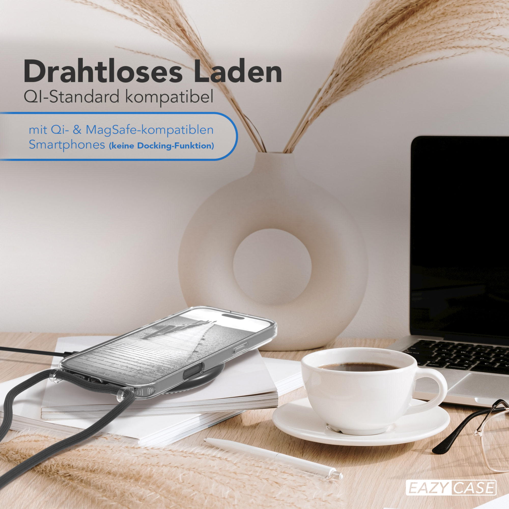 Telefon auf einem Holztisch mit Kaffeetasse, Vase mit Blumen, Laptop und Text 'EAZY CASE'.