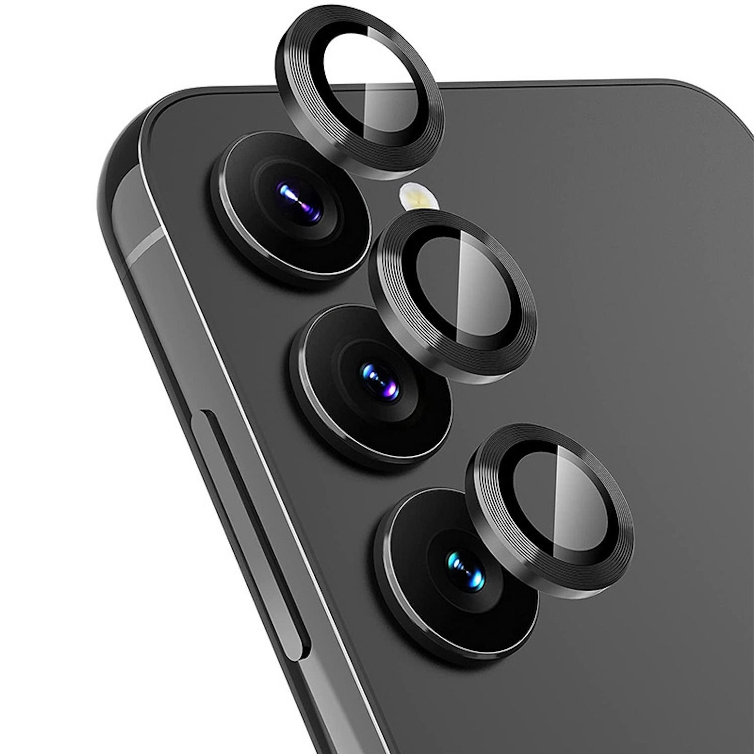Telefono con protezioni per lenti della fotocamera. Ogni lente ha un anello nero. Le lenti sono sul retro.