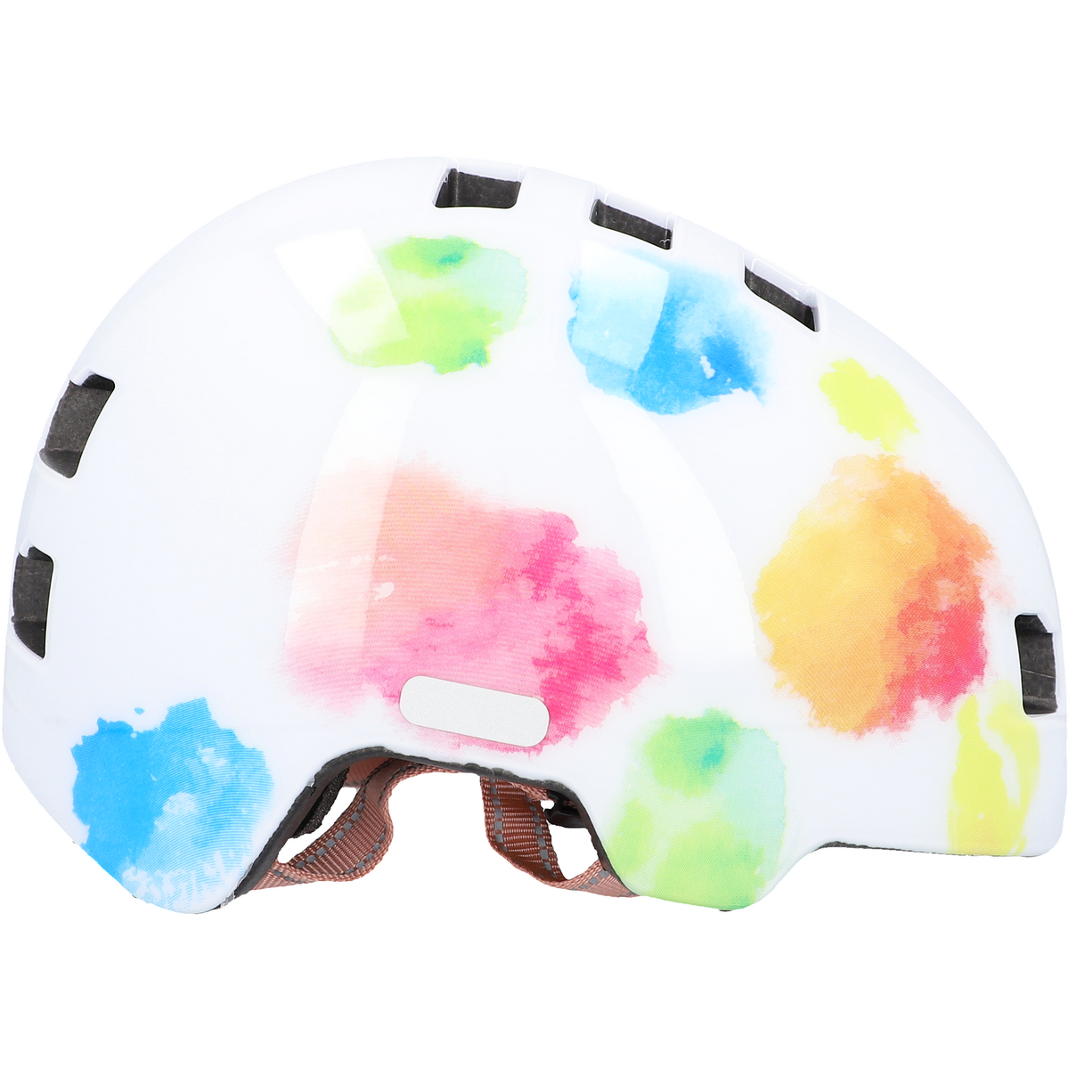 Ein weißer Fahrradhelm mit bunten Farbspritzern. Hat einen braunen Riemen und schwarze Belüftungsöffnungen.