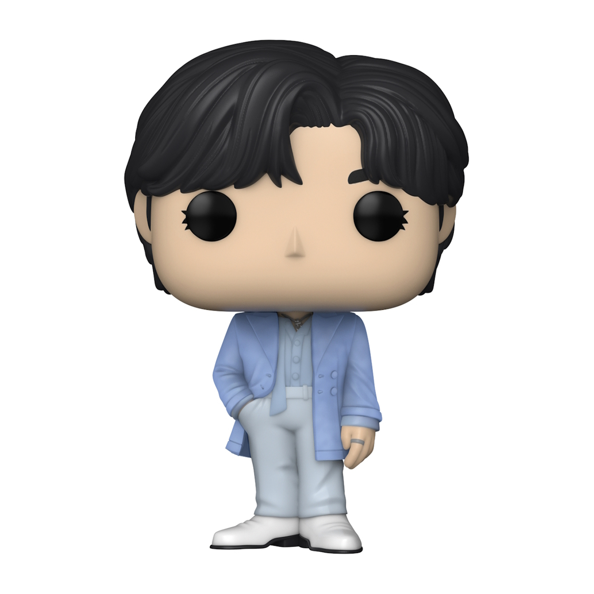 Una figura Funko Pop di una persona in un abito azzurro. Capelli e occhi neri, sfondo bianco.
