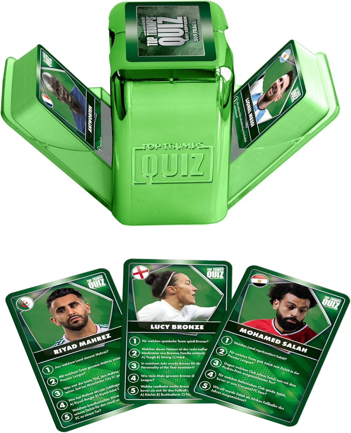 Grüne Top Trumps Quiz-Spielbox mit Karten. Karten zeigen Fußballspieler und Fragen.