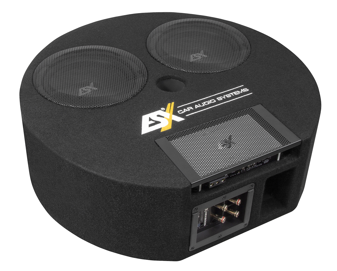 Auto-Audio-Subwoofer. Schwarz mit drei Lautsprechern, einem Subwoofer und einem Bedienfeld. Weißer Hintergrund.
