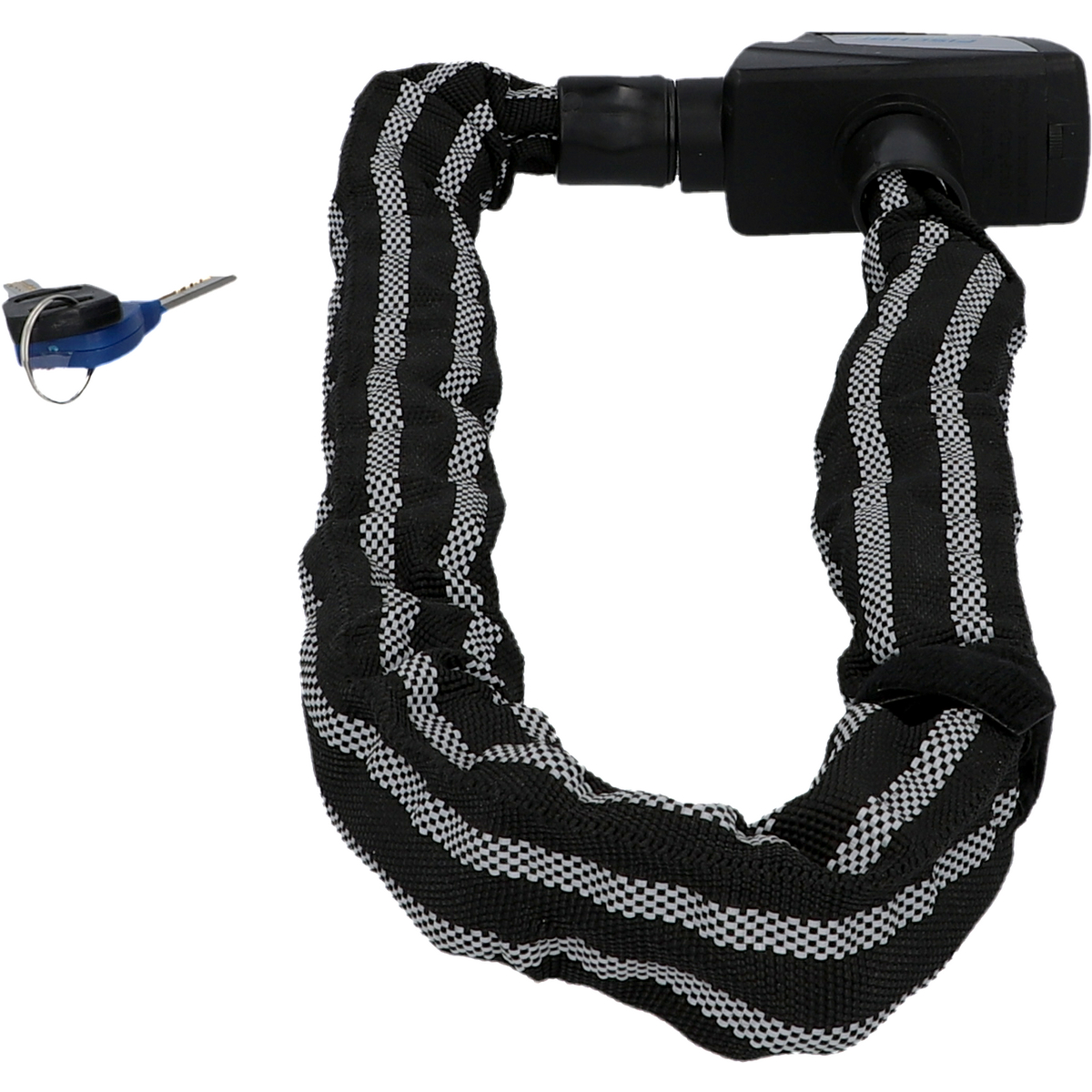 Lucchetto a catena per bicicletta nero con chiave. Il lucchetto è nero con strisce bianche. Una chiave è su un portachiavi blu.