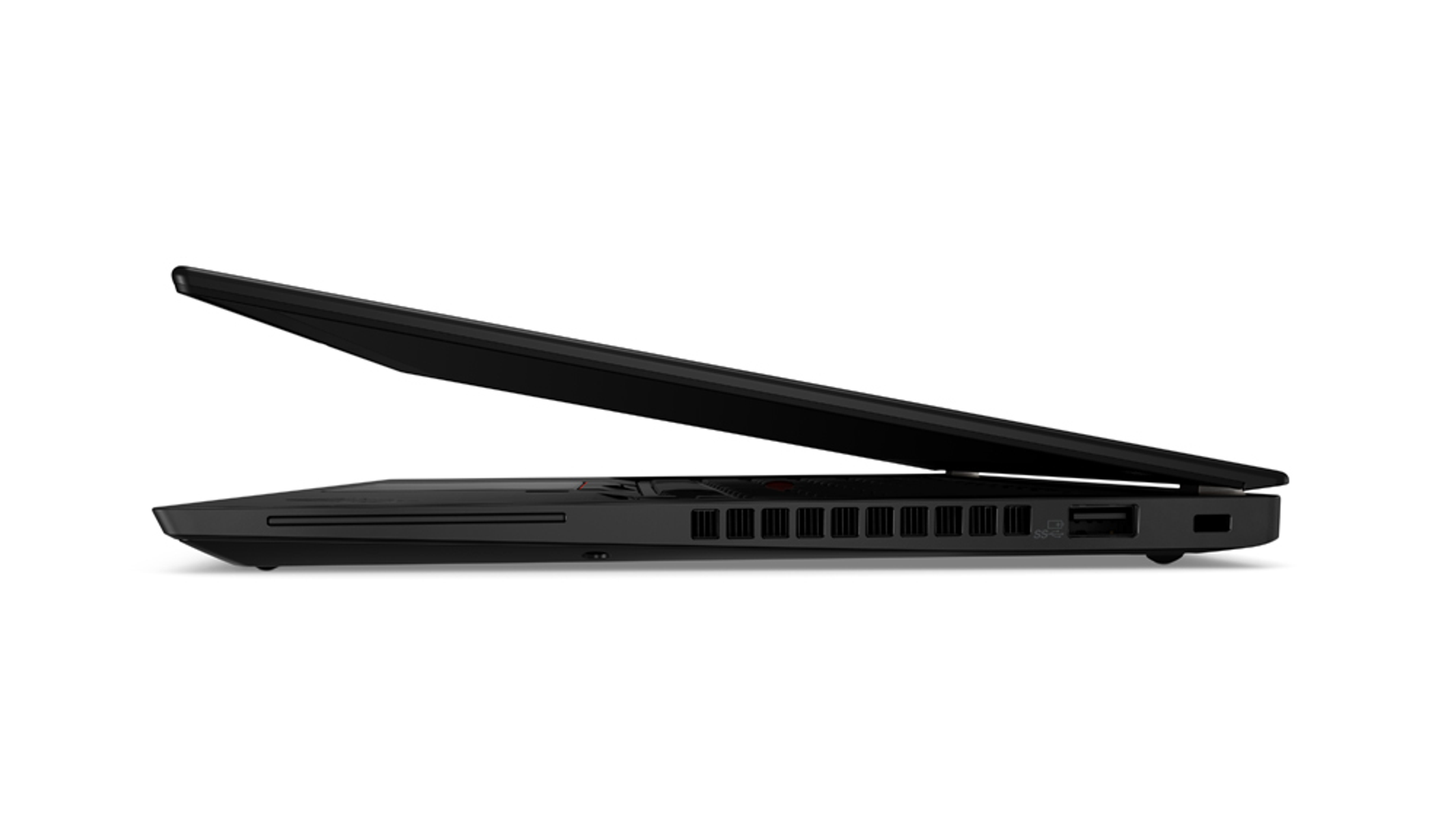Ein schwarzer Laptop, geöffnet, mit dem Bildschirm nach oben geneigt. Seitenansicht mit sichtbaren Anschlüssen.