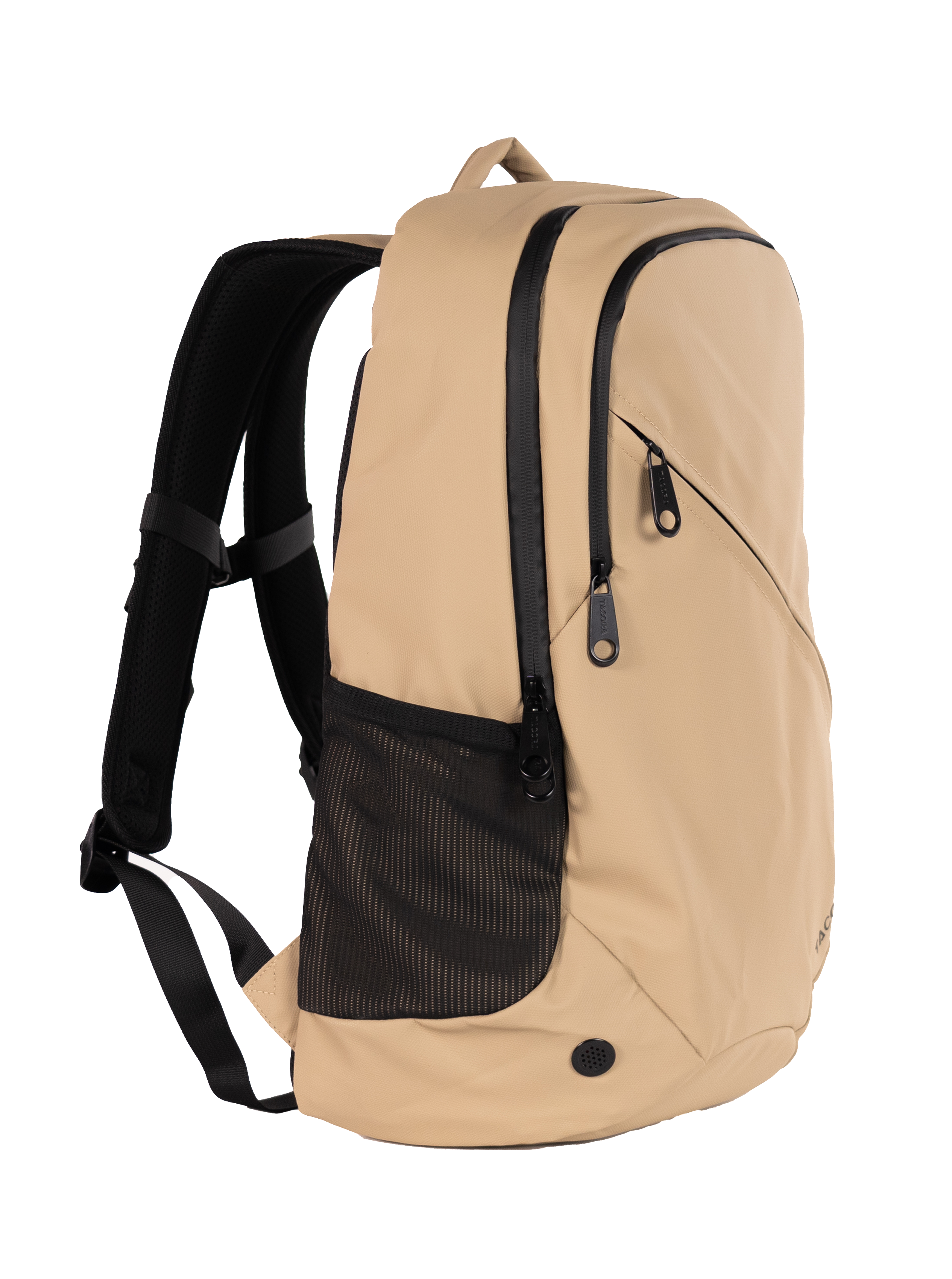 Mochila color beige con cremalleras negras y bolsillo lateral de malla. Vista lateral.