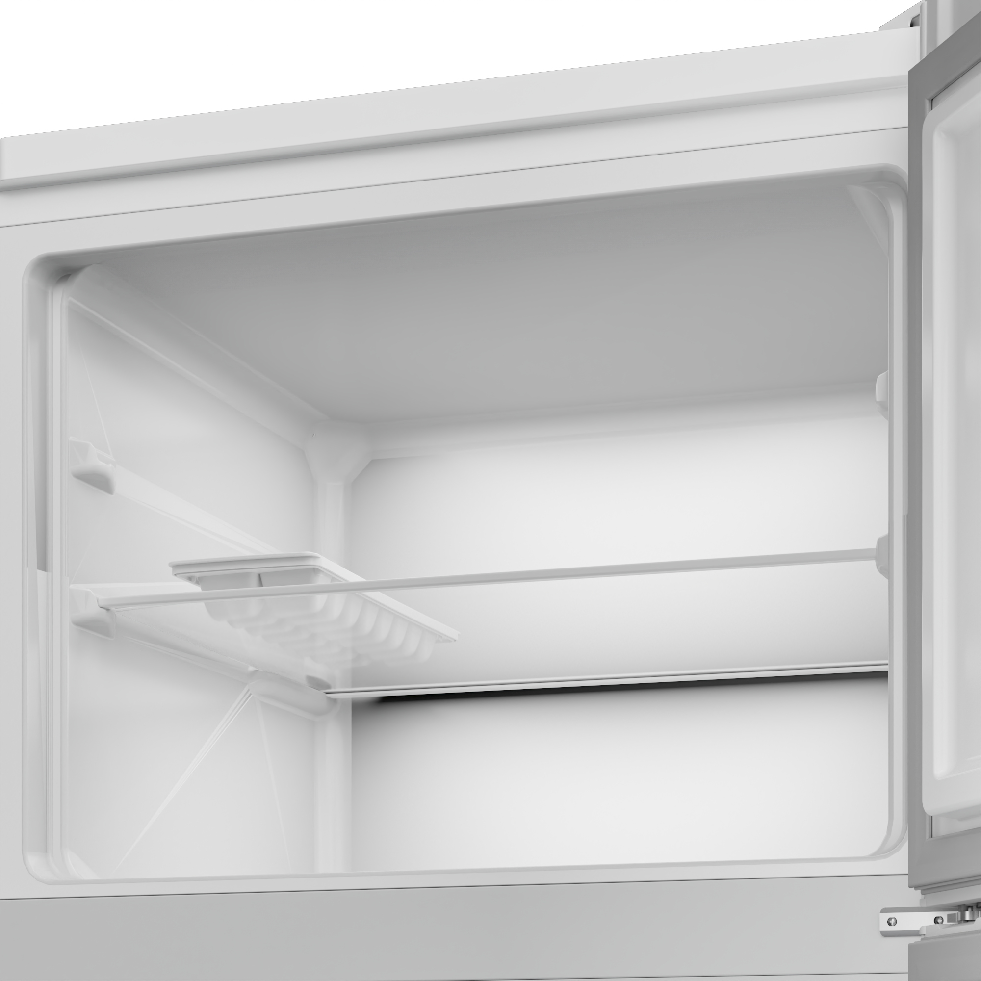 Interno di frigorifero bianco vuoto. La porta è socchiusa.