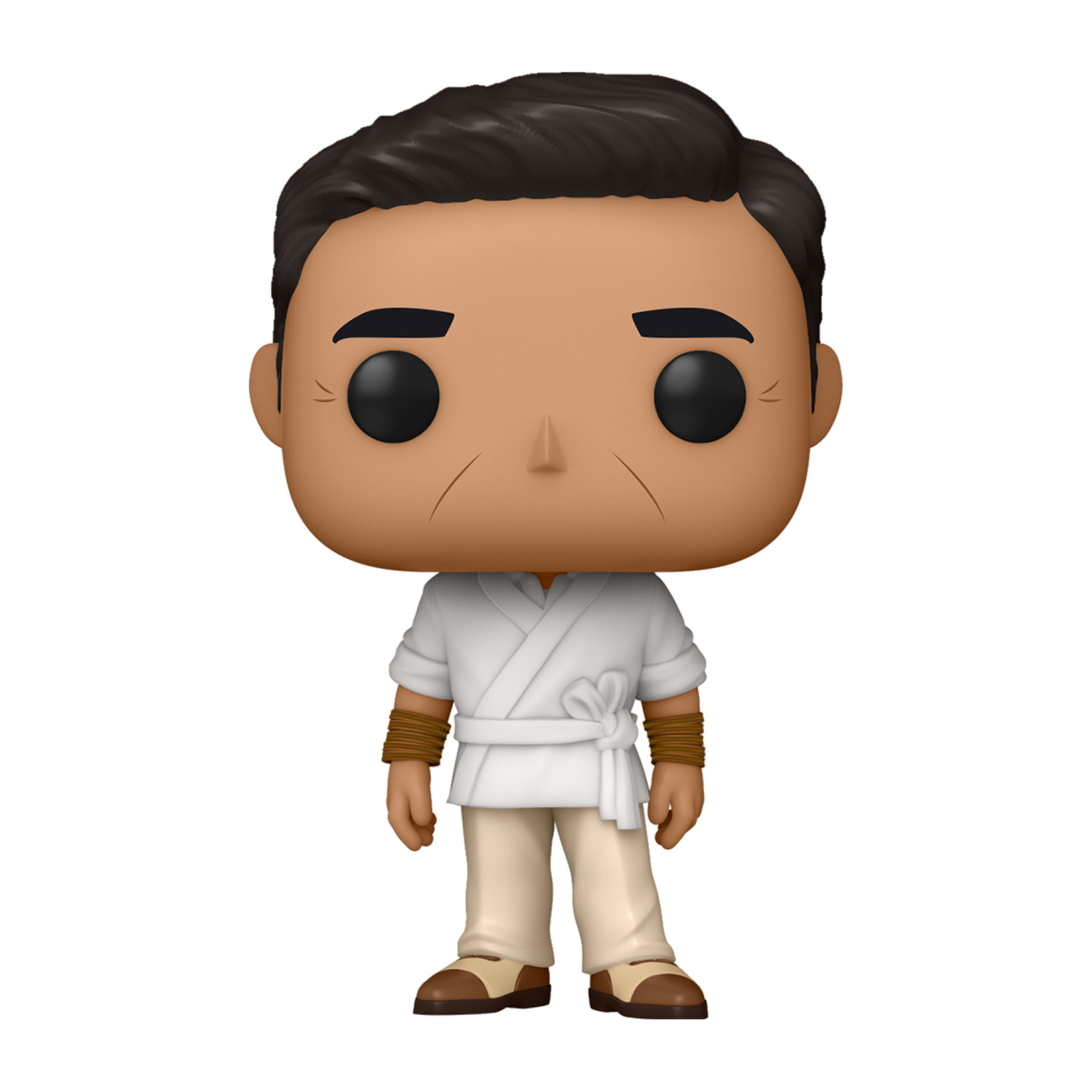 Funko Pop-Figur eines Mannes in einem weißen Karate-Anzug, mit brauner Haut und schwarzem Haar.