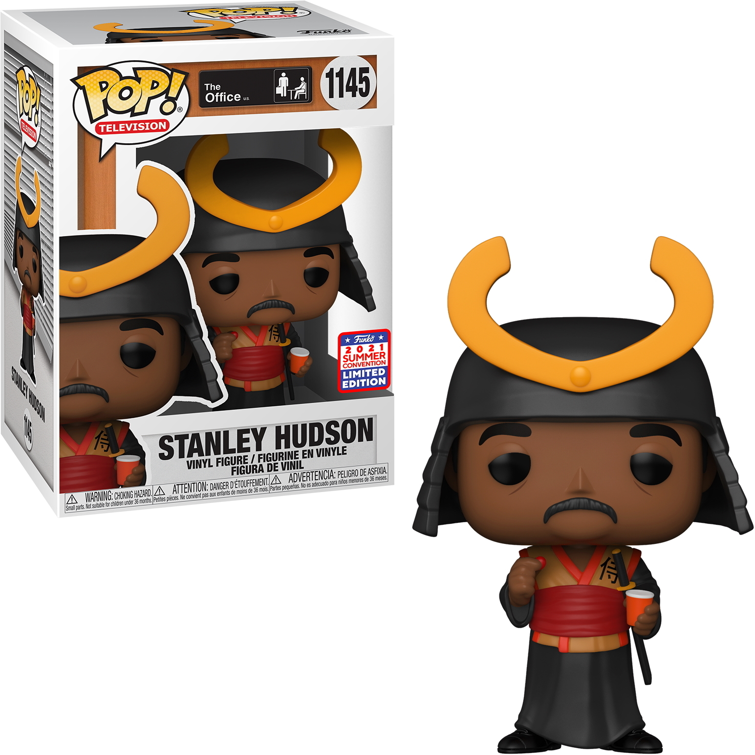 Stanley Hudson von The Office, Figur mit Samurai-Helm und hält einen Becher mit Getränk.