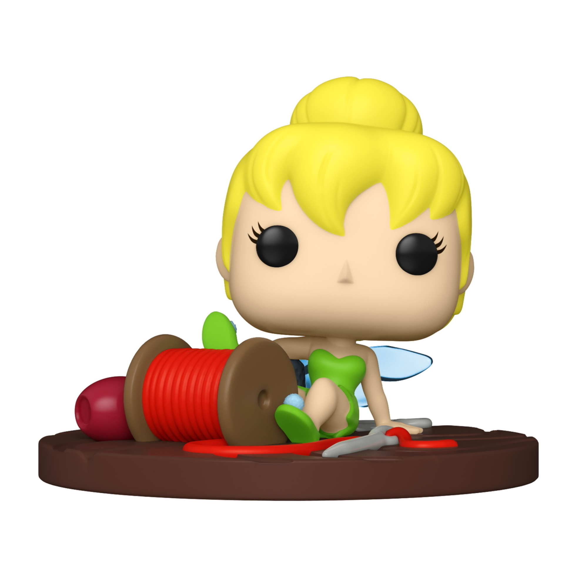 Eine Funko Pop Figur von Tinkerbell, mit einer Garnrolle und einer Schere. Sie trägt ein grünes Kleid.