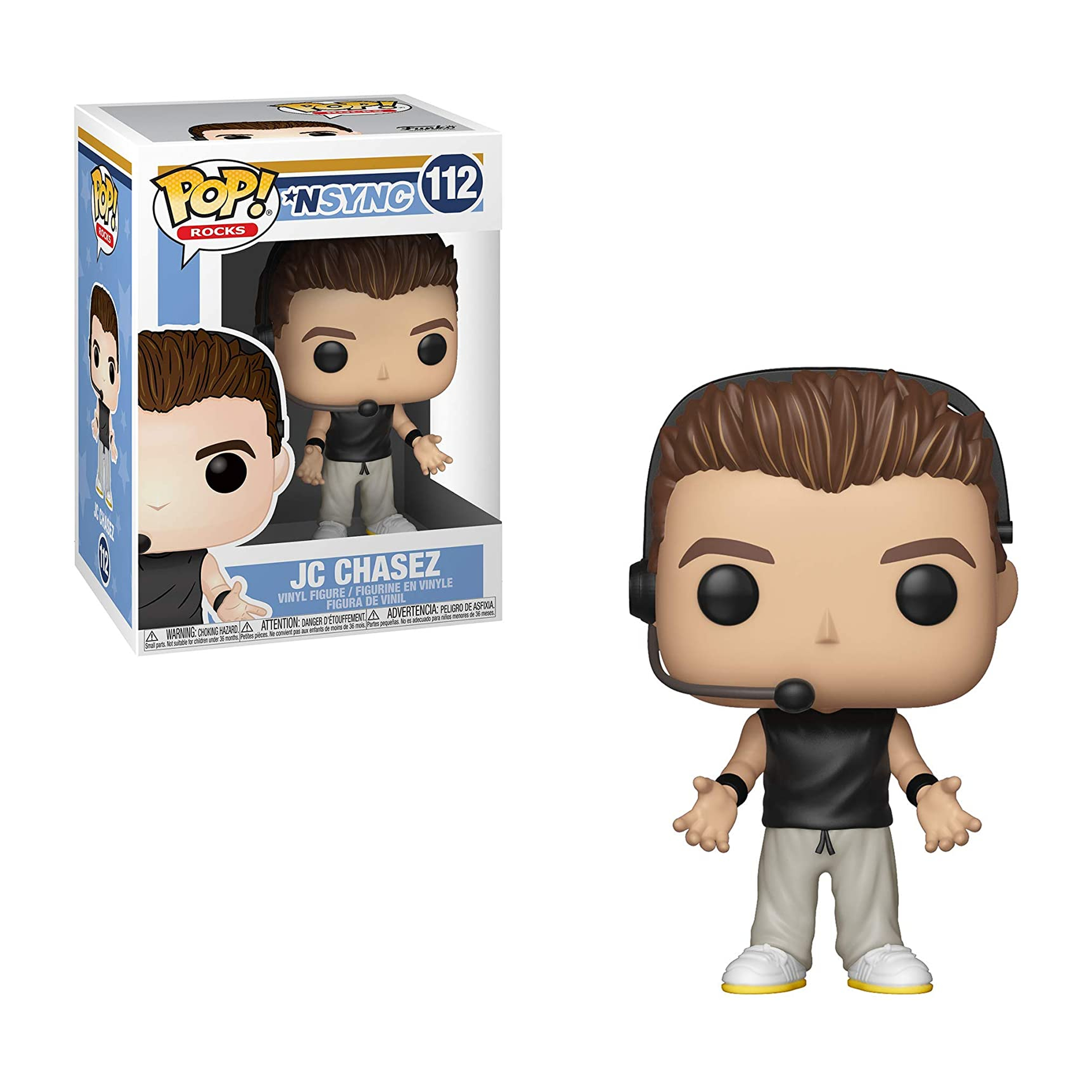Una figura Funko Pop di JC Chasez degli NSYNC. Indossa un auricolare, una maglietta nera e pantaloni kaki.