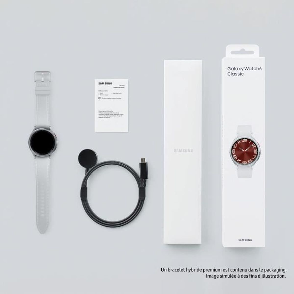 Set de smartwatch desempaquetado: reloj, cable de carga y caja. Se ve un reloj blanco con correa blanca.