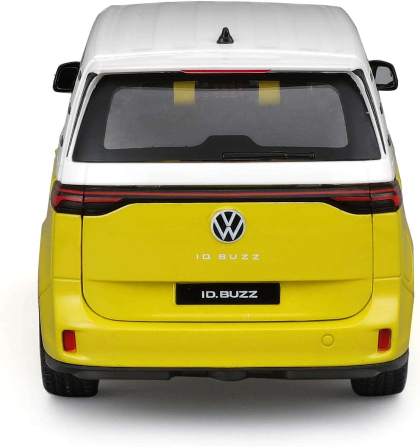 Gelb-weißer Volkswagen ID.Buzz Van von hinten, mit ID.Buzz-Text darauf.