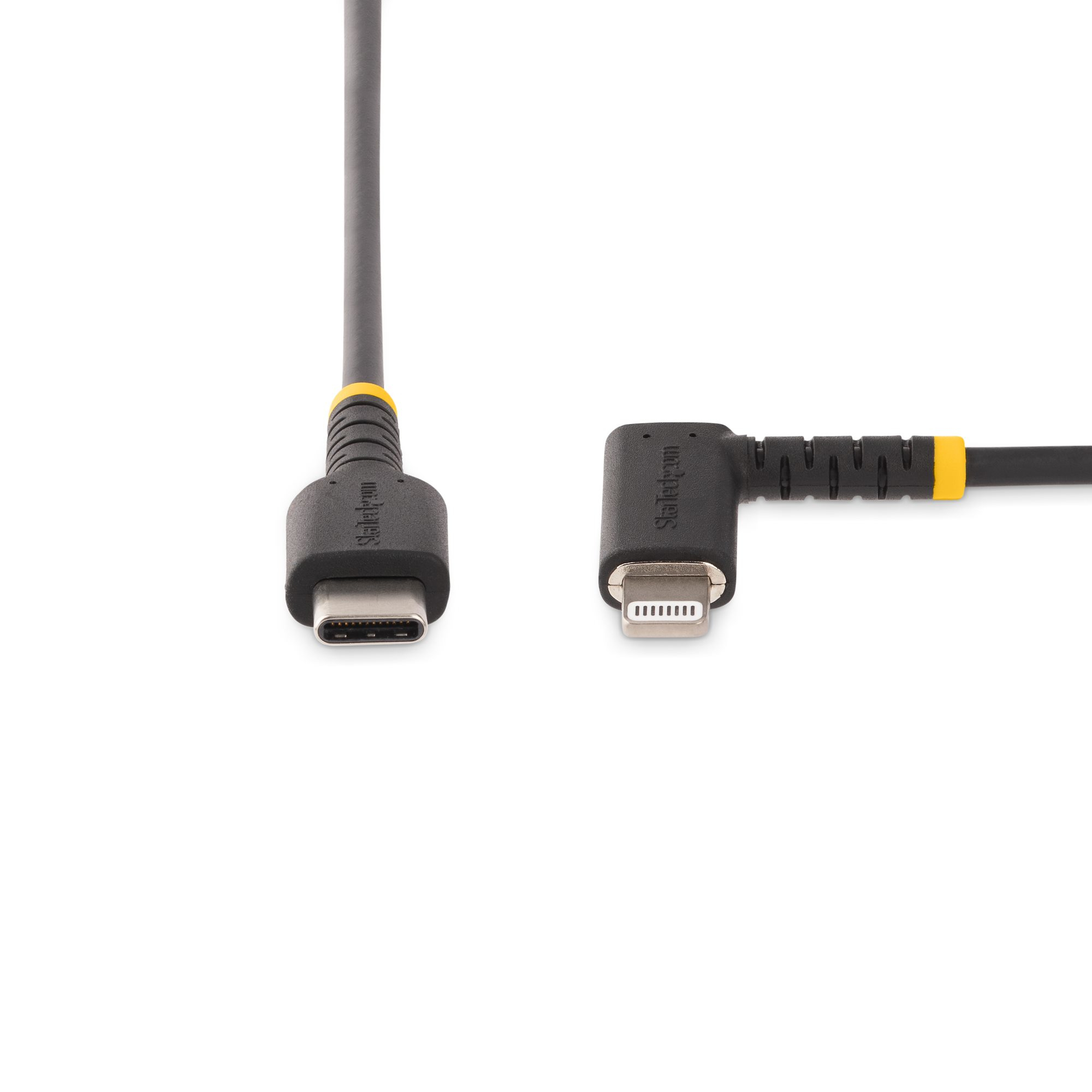 Due cavi USB-C a Lightning neri contro bianco. Uno ad angolo di 90 gradi.
