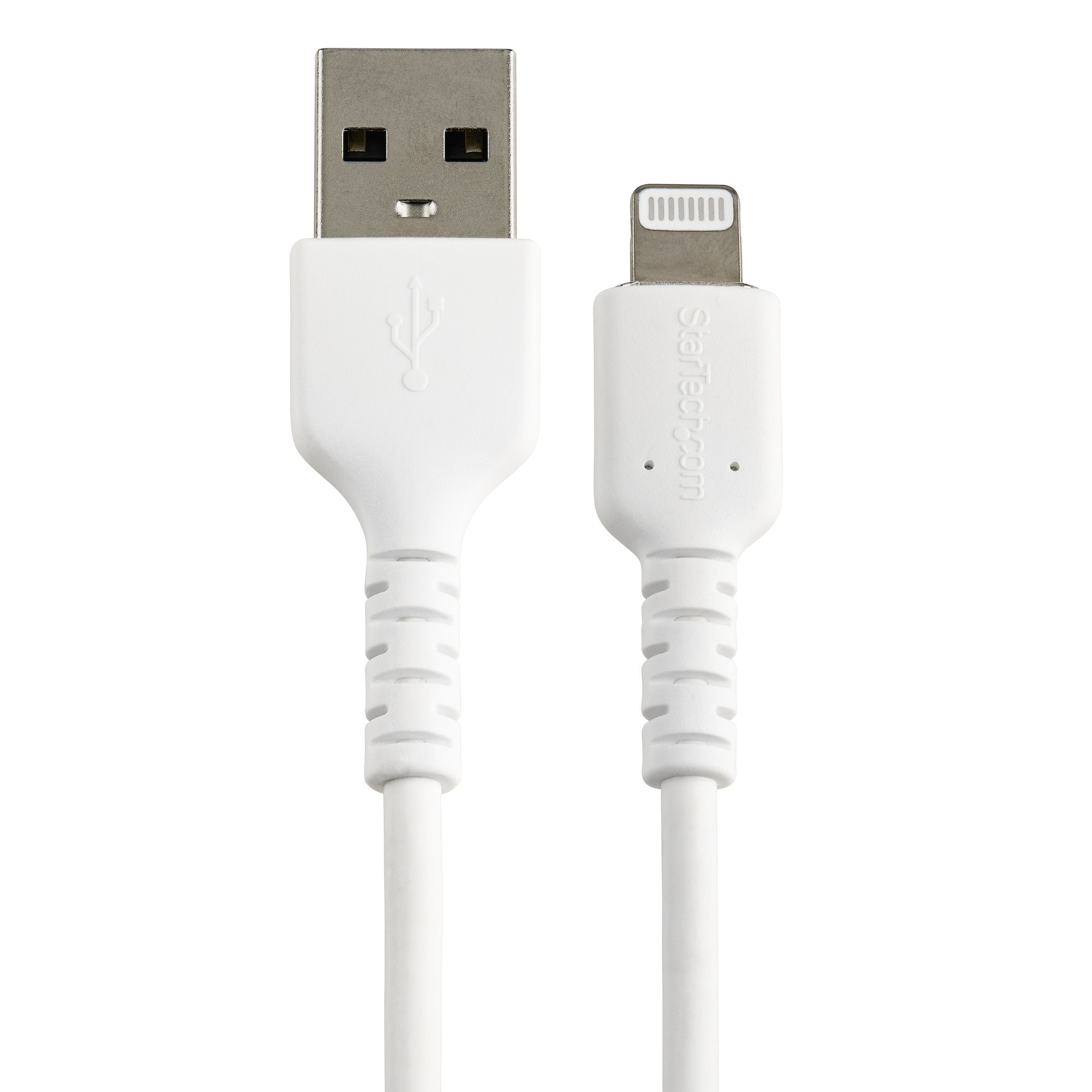 Cavo da USB a Lightning bianco, entrambe le estremità visibili, su sfondo bianco.