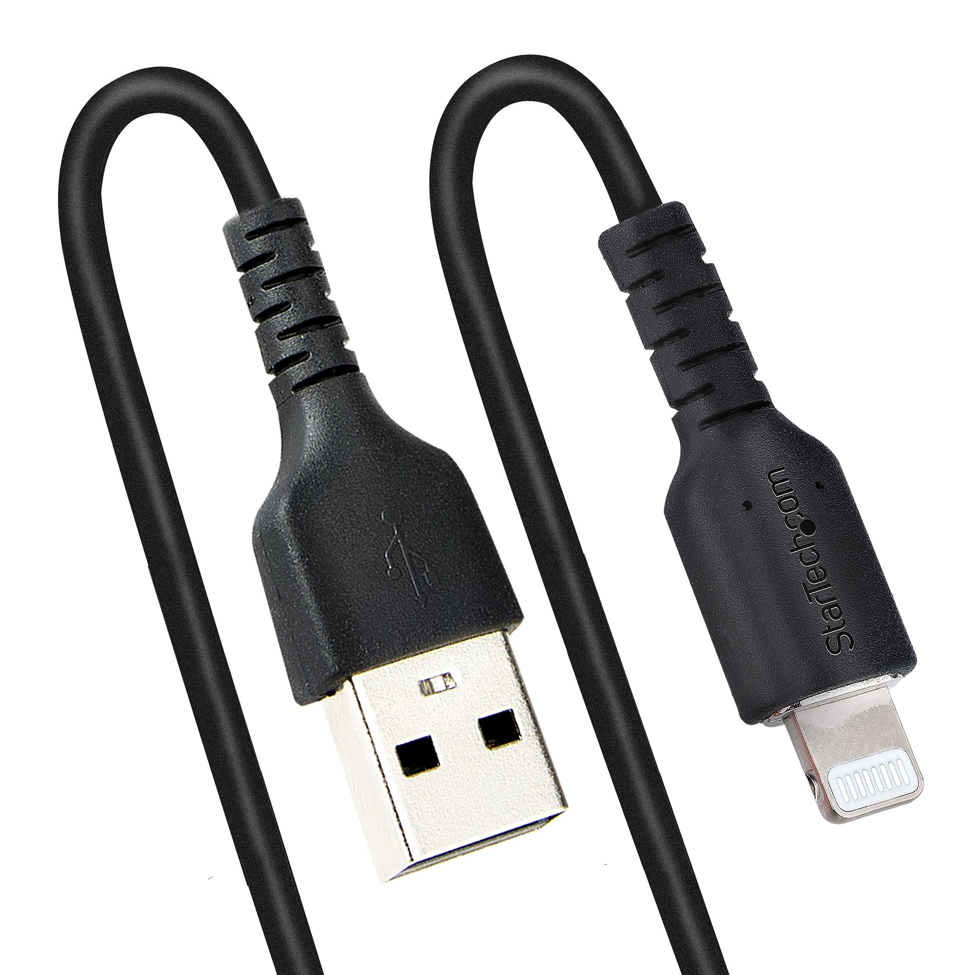 Un cavo da USB a Lightning nero, con connettore USB e Lightning, su sfondo bianco.