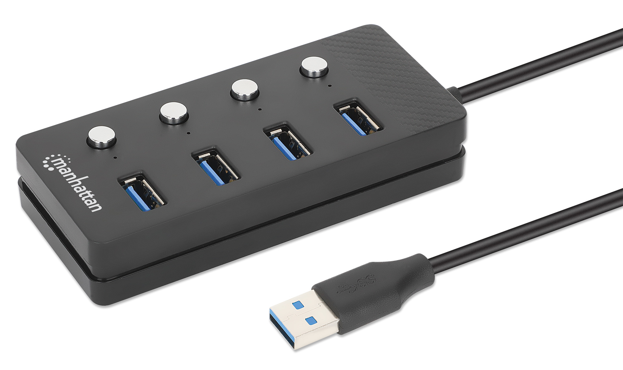 Un hub USB nero con quattro porte USB, collegato a un laptop, su sfondo bianco.