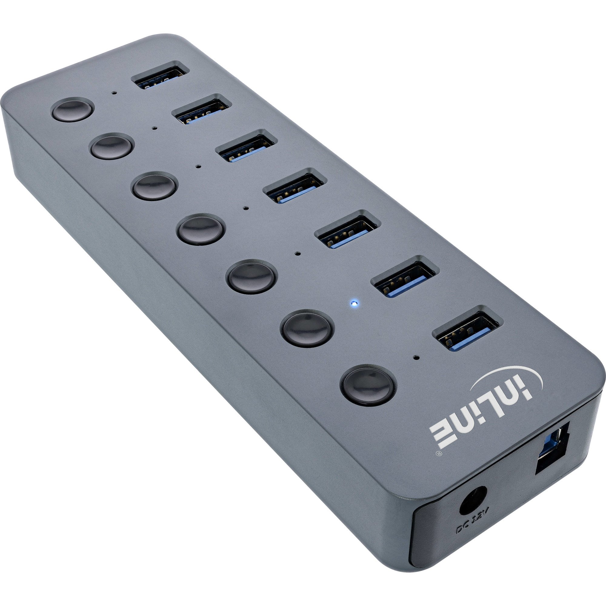 Hub USB inline grigio con sette porte e pulsanti, su sfondo bianco.