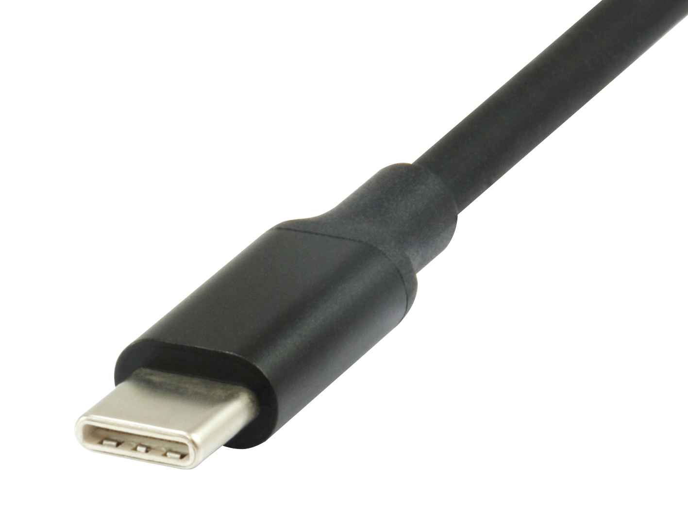 Primo piano di un connettore USB-C nero con testa metallica.