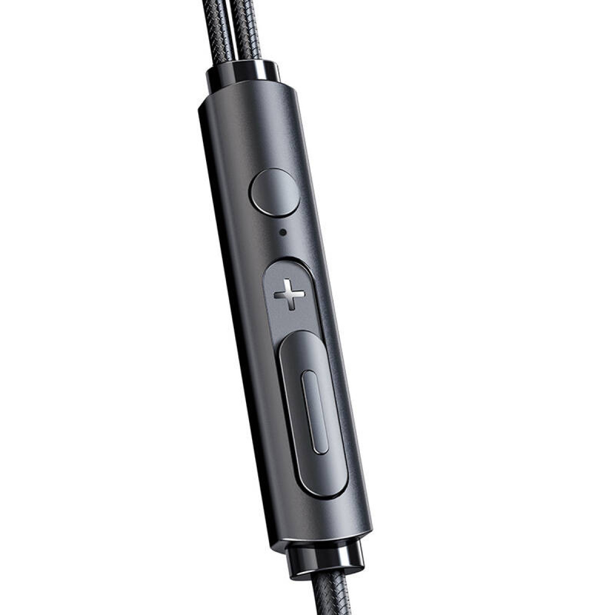 Nahaufnahme einer schwarzen Headset-Steuerung. Es hat eine Taste und eine Plus-Zeichen-Taste.