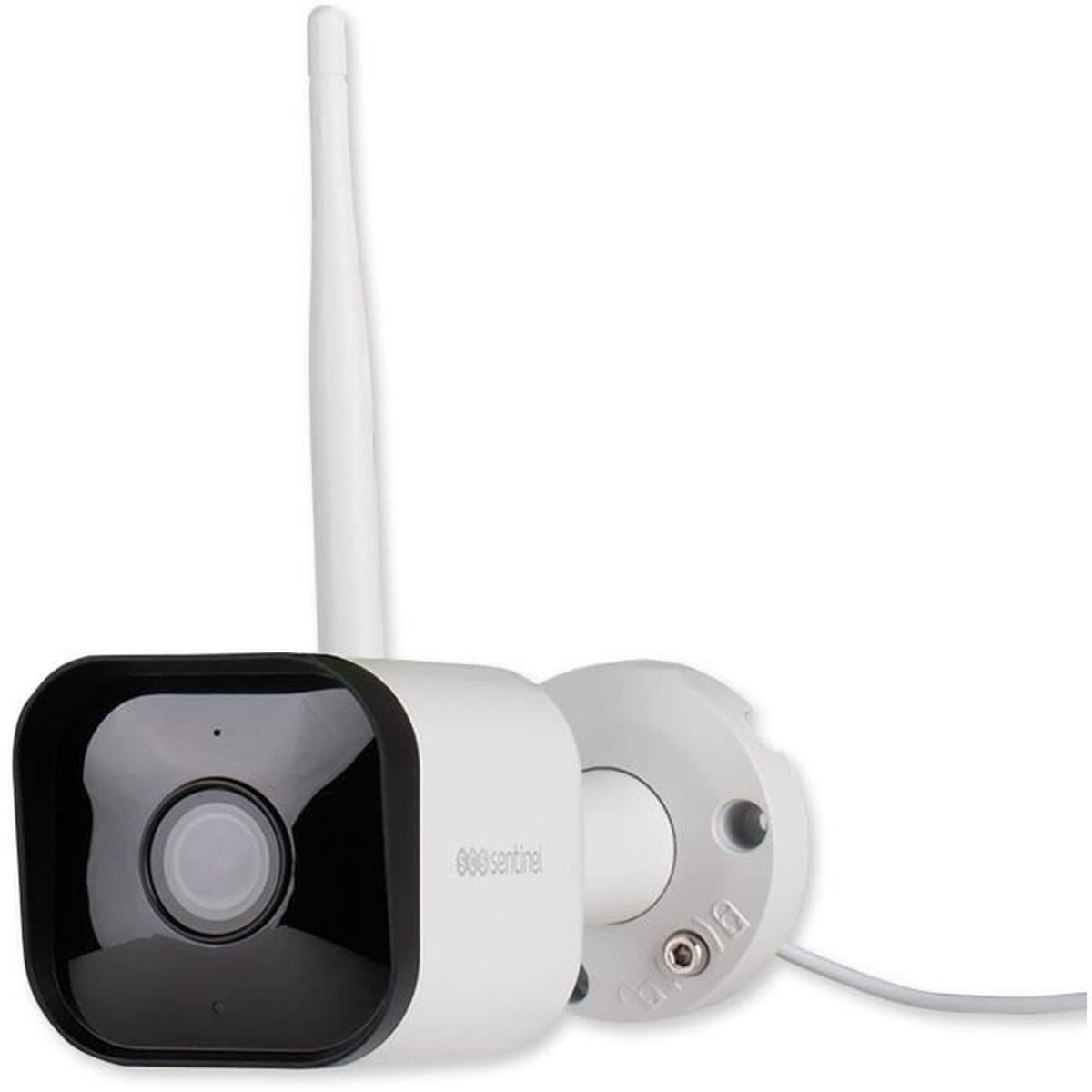 Telecamera di sicurezza per esterni bianca e nera con antenna e supporto a parete bianco, isolata su bianco.