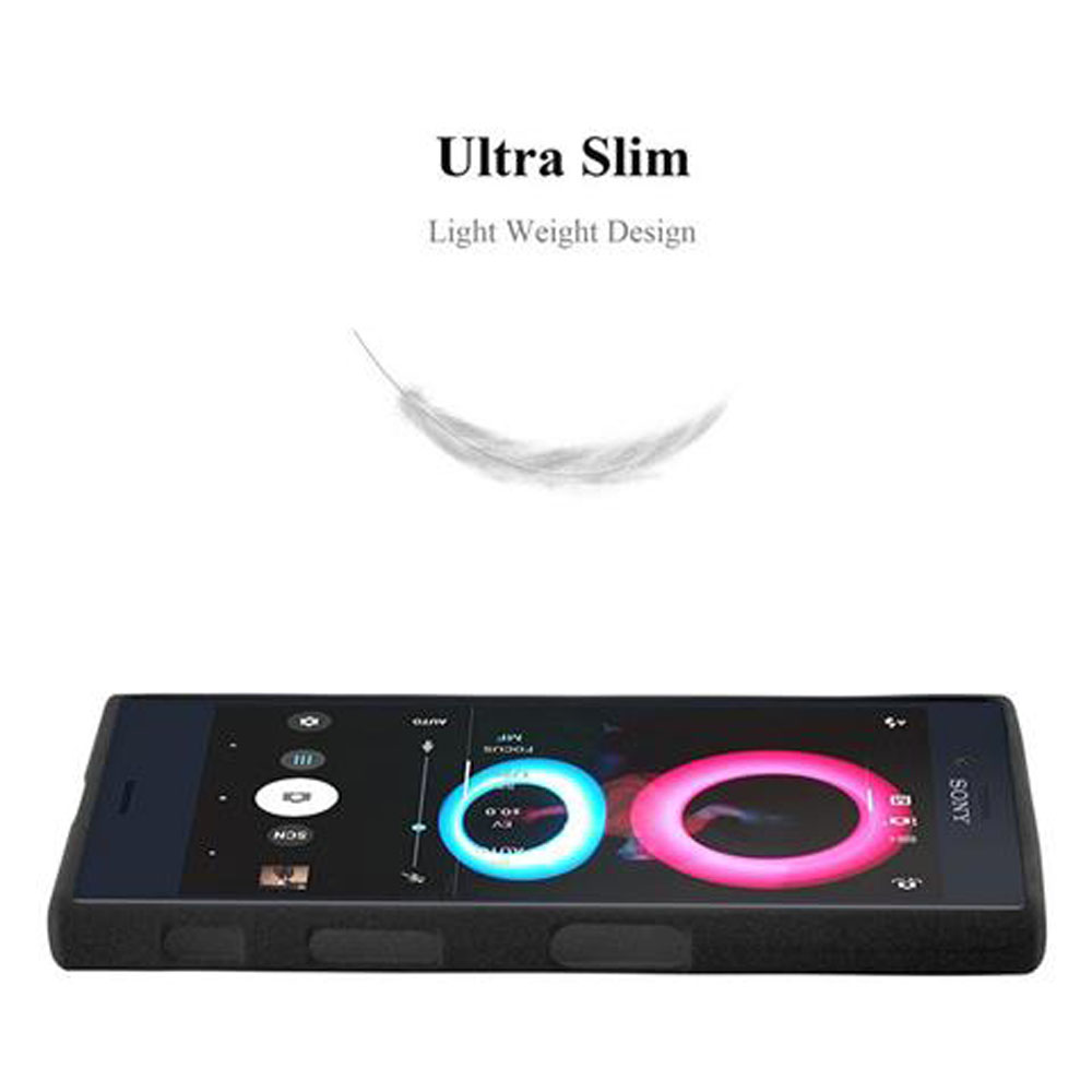 Uno smartphone con schermo illuminato che mostra un'interfaccia della fotocamera, con una grafica a piuma.