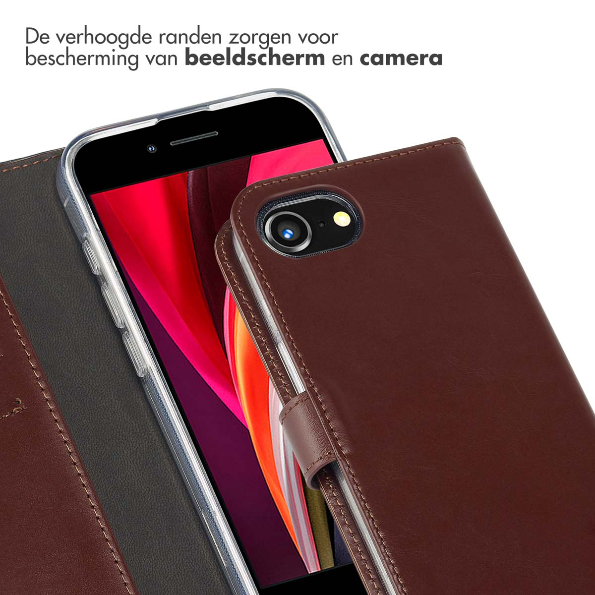 Een bruine telefoonhoes beschermt een telefoon. De hoes is open.