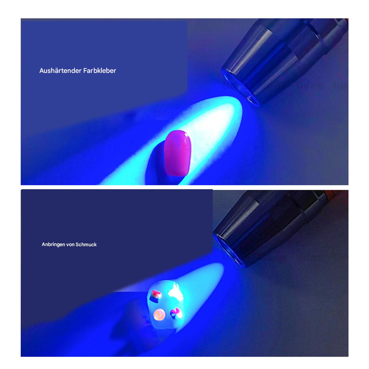 Nahaufnahme von Nagelkunst mit UV-Lampe auf einer Hand.