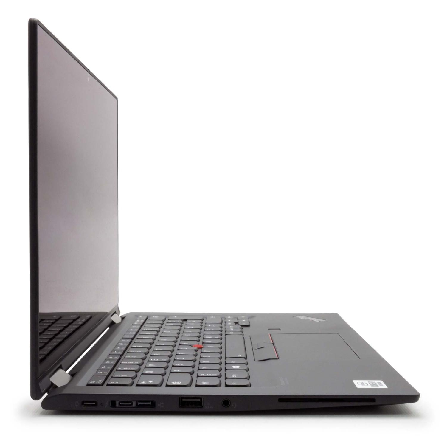 Ein schwarzer Laptop mit Tastatur, Touchpad und Bildschirm mit weißem Hintergrund.