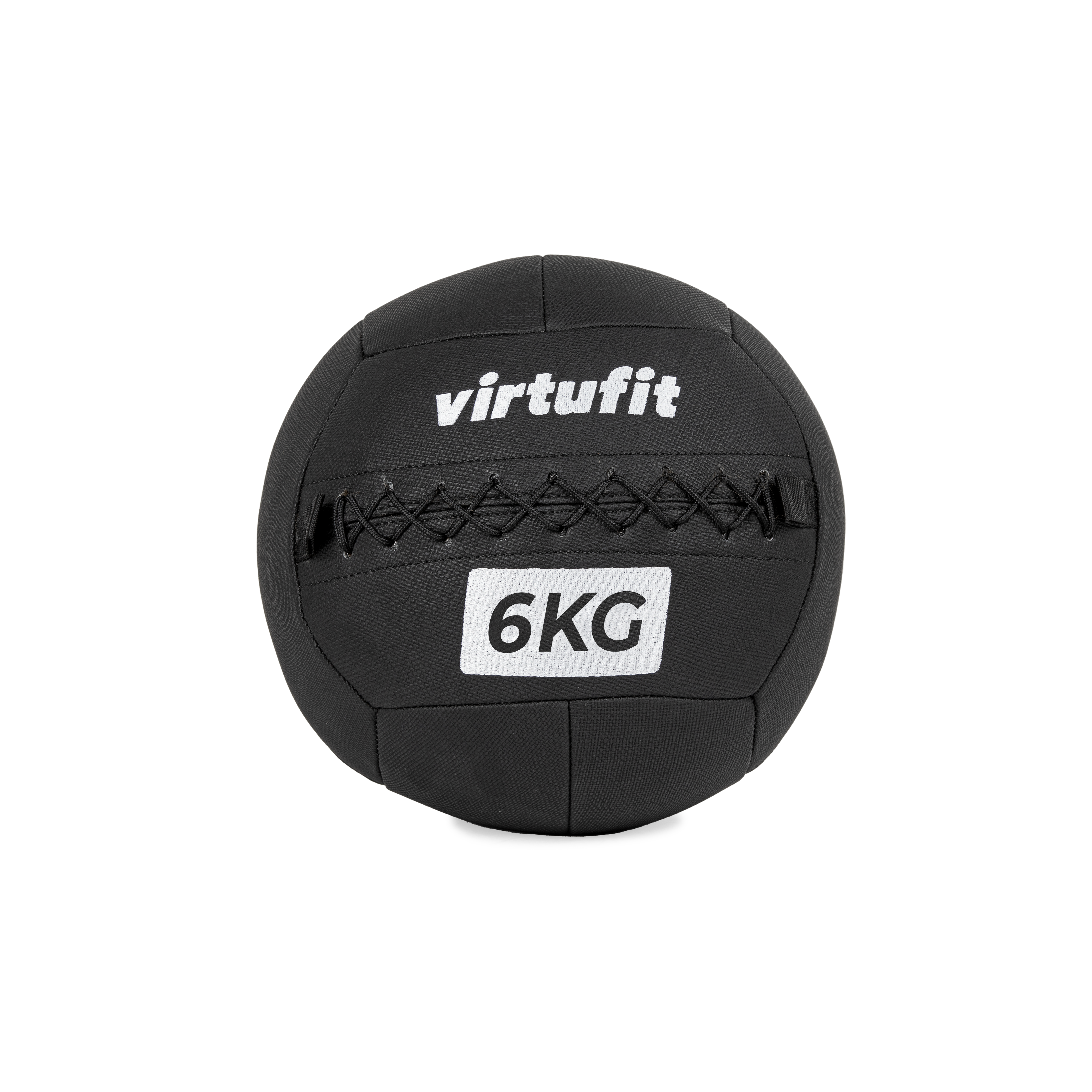 Schwarzer Medizinball mit weißem Text: Virtufit und 6KG. Schwarzer Hintergrund.