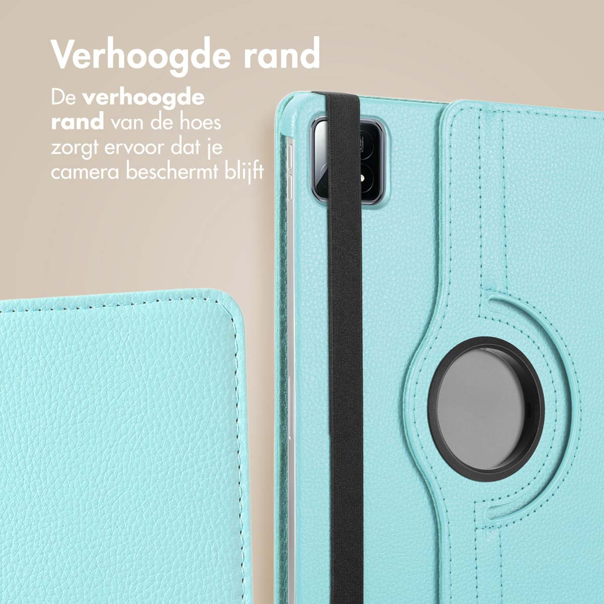 Close-up van een lichtblauwe tablethoes met een zwarte elastische band.